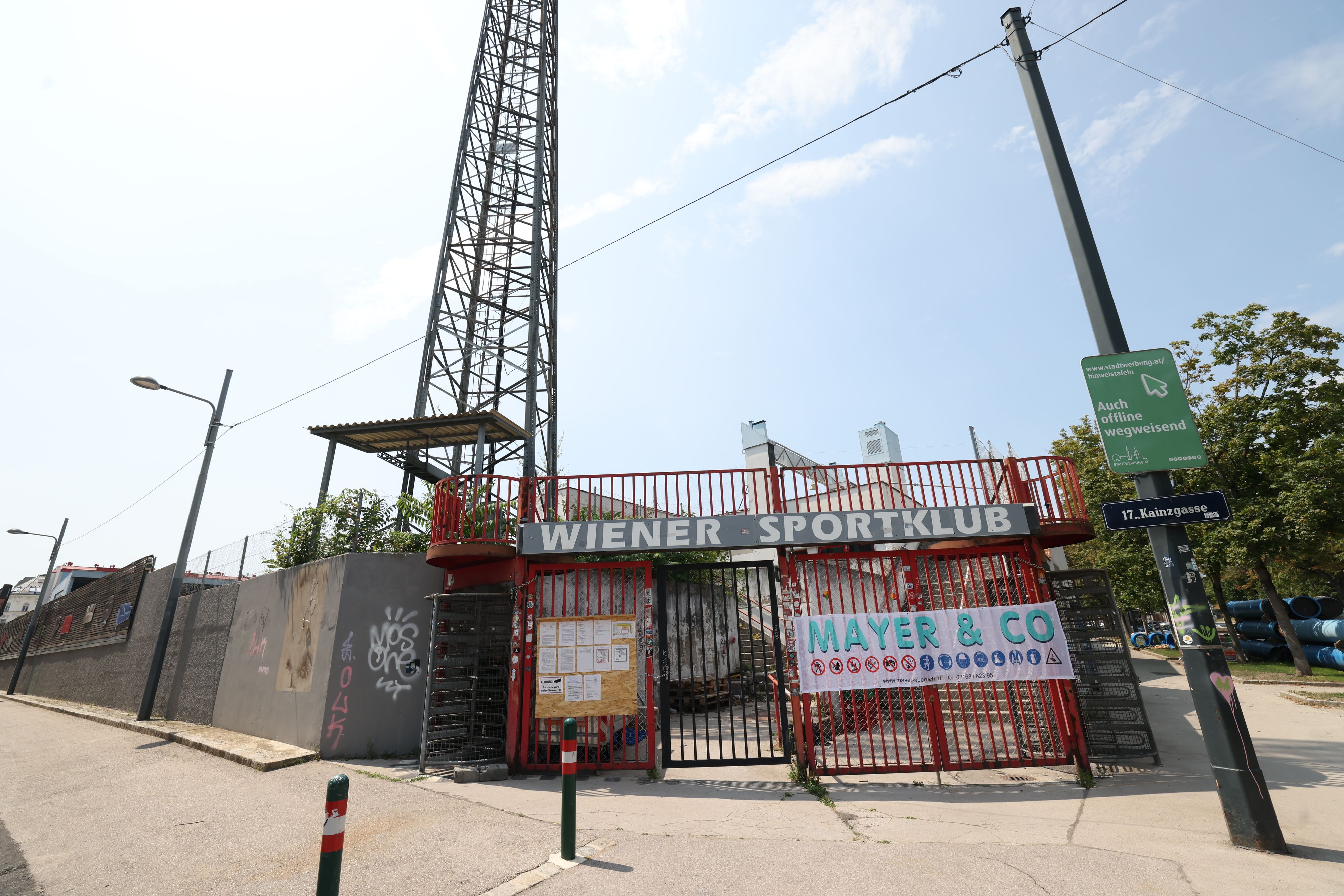 Am Sportclub-Platz wird derzeit umgebaut.