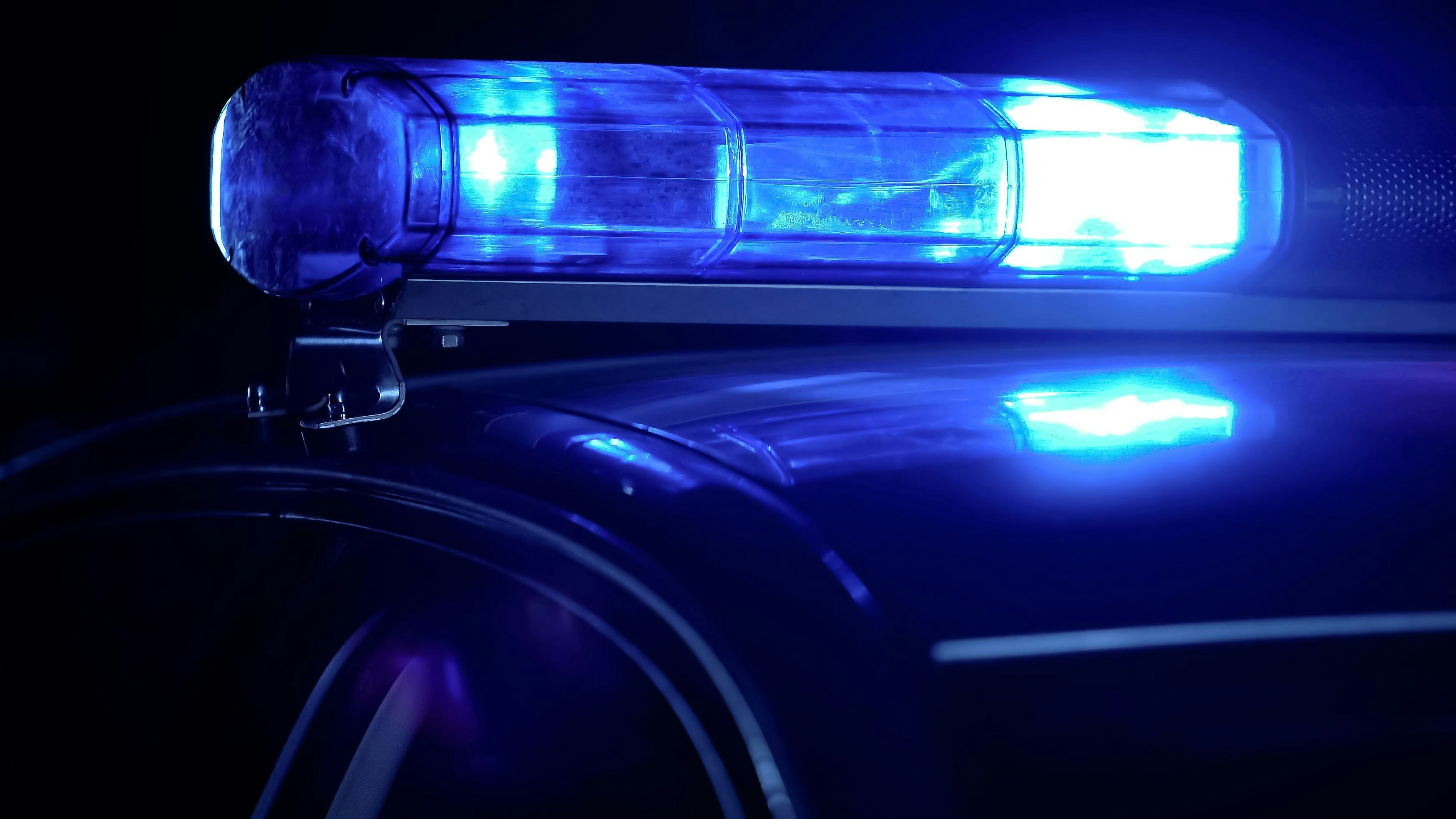 Heute.at - Supermarkt-Dieb prügelt mit Krücke auf Polizisten ein