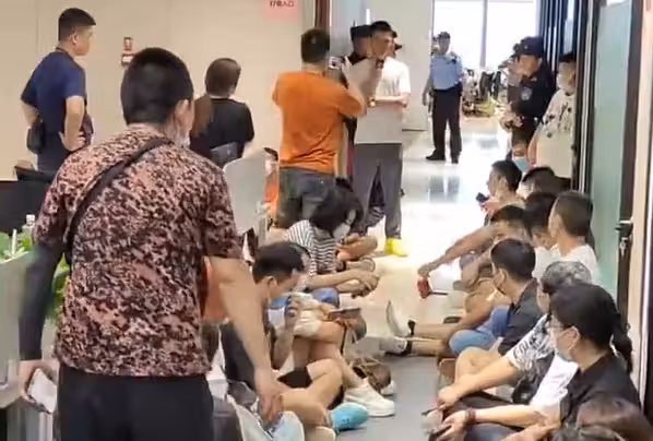 Aufgebrachte Händler haben in China gegen Temu protestiert und sind in ein Büro des Unternehmens vorgedrungen.