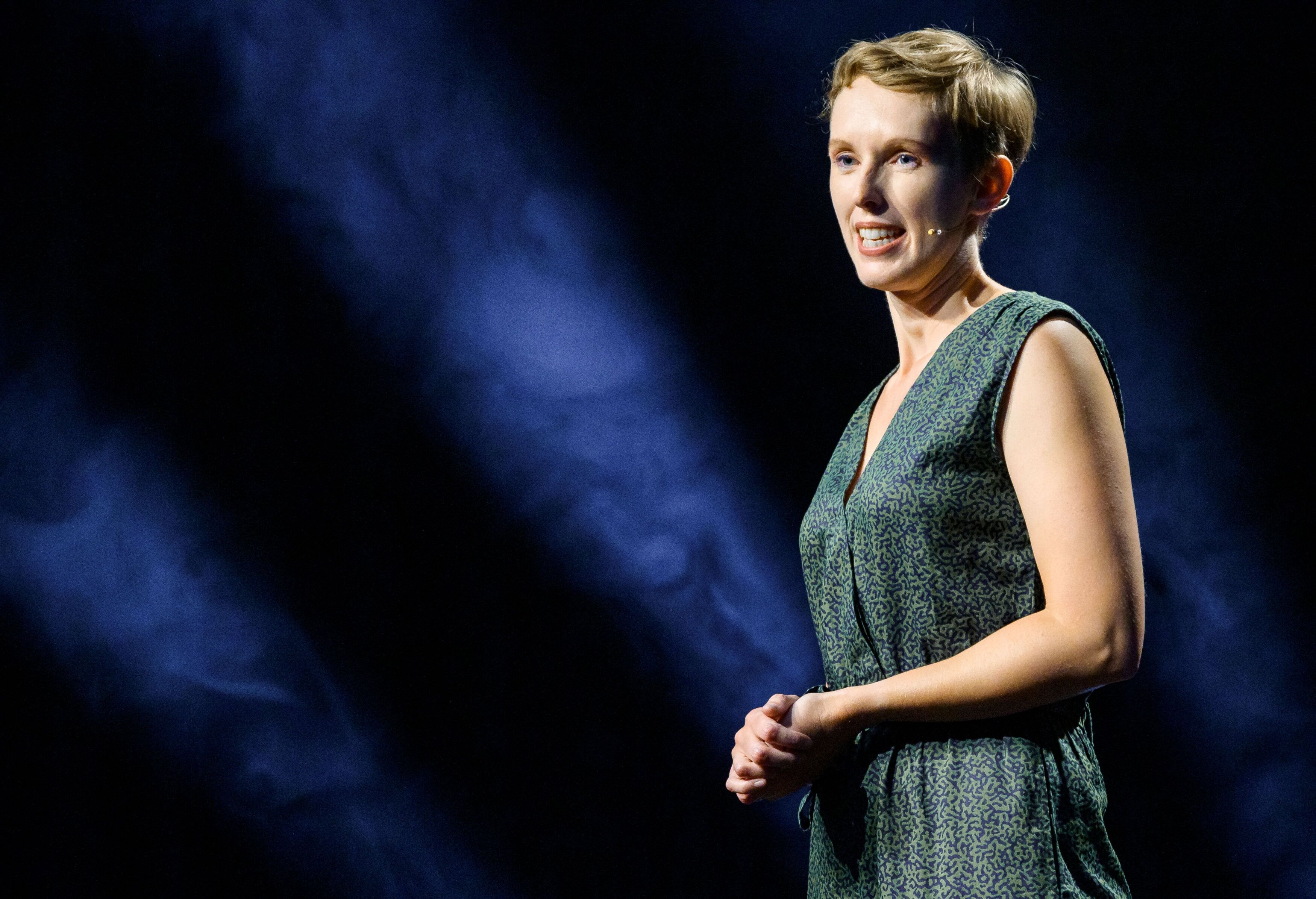 Sonja Pikart glänzt auf der Bühne.