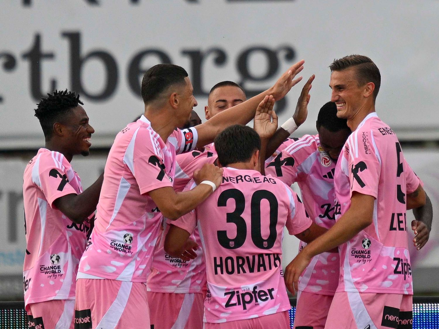 Der LASK siegt in Hartberg