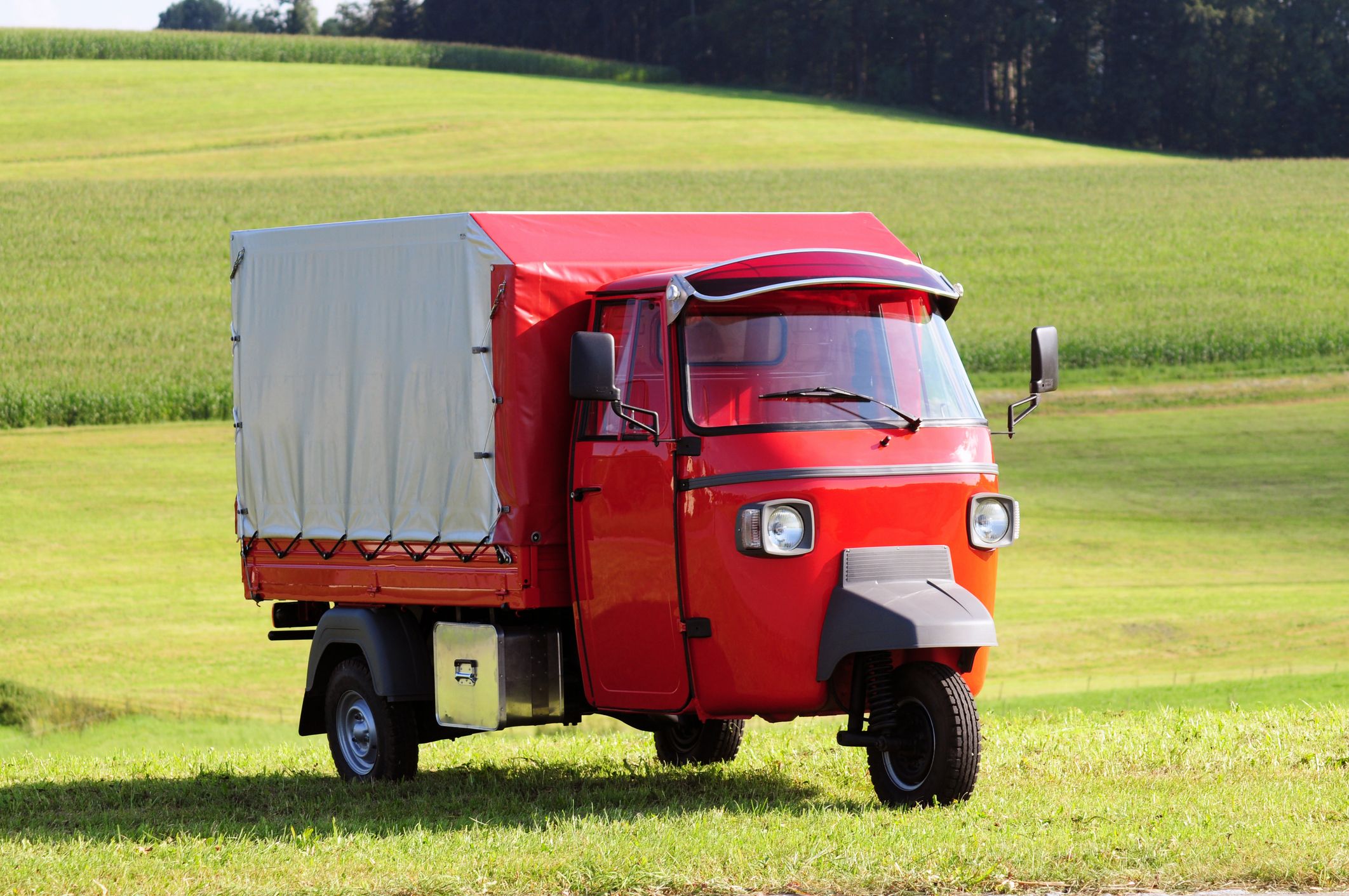 Der Mann war laut Polizei mit einem Tuk Tuk, einem motorisierten Lastendreirad, unterwegs. Symbolfoto