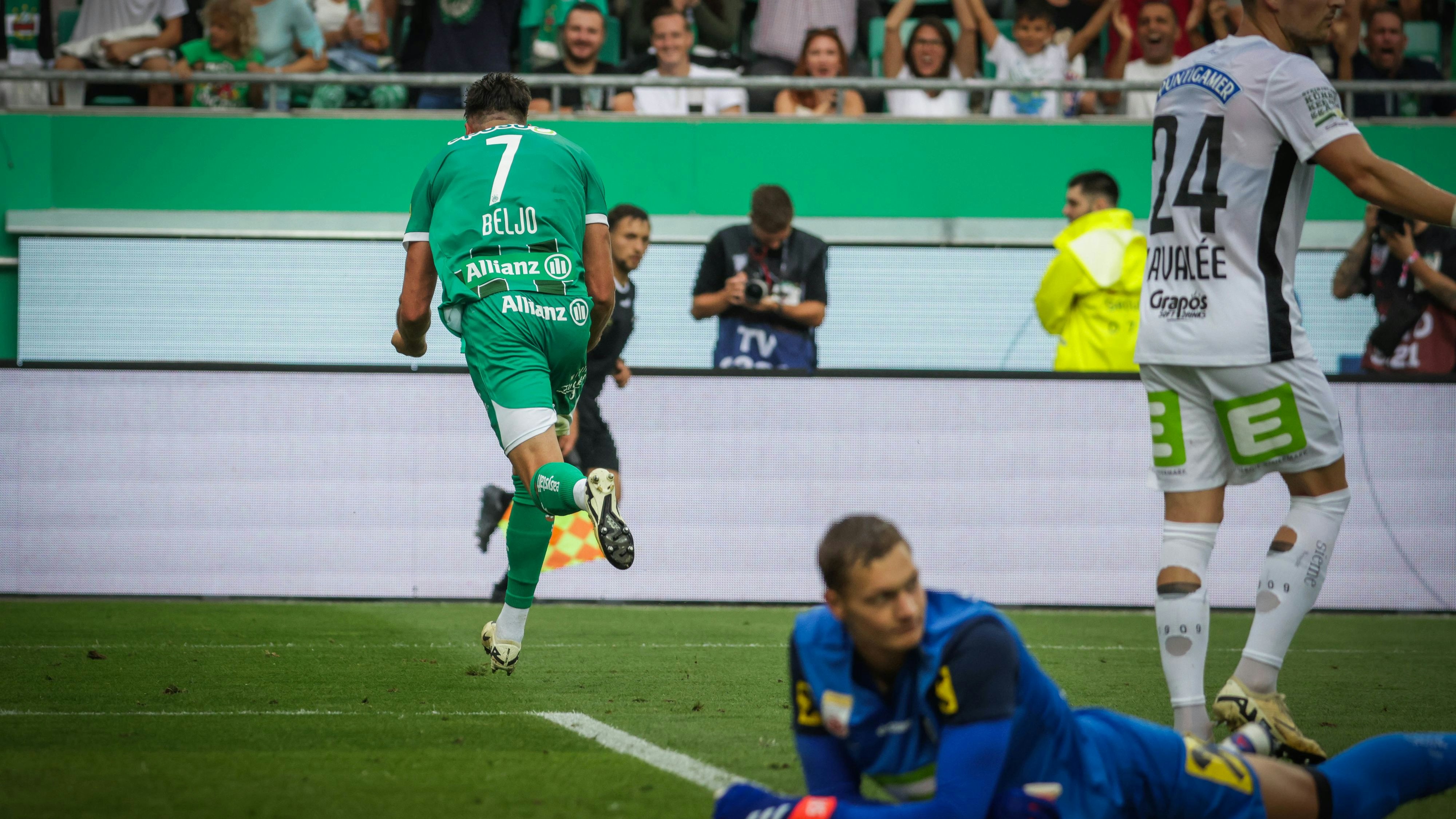 Beljo bringt Rapid im ersten Ligaspiel in Führung.