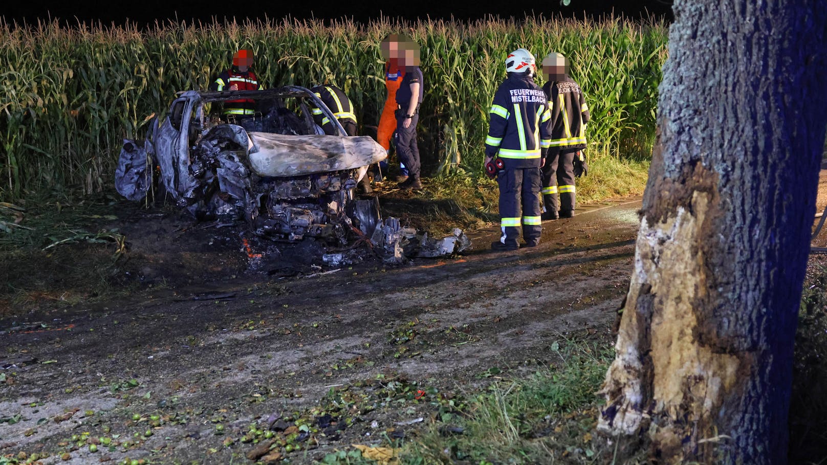 Der Crash passierte auf der Uttenthaler Straße im Gemeindegebiet von Buchkirchen (Bez. Wels-Land).