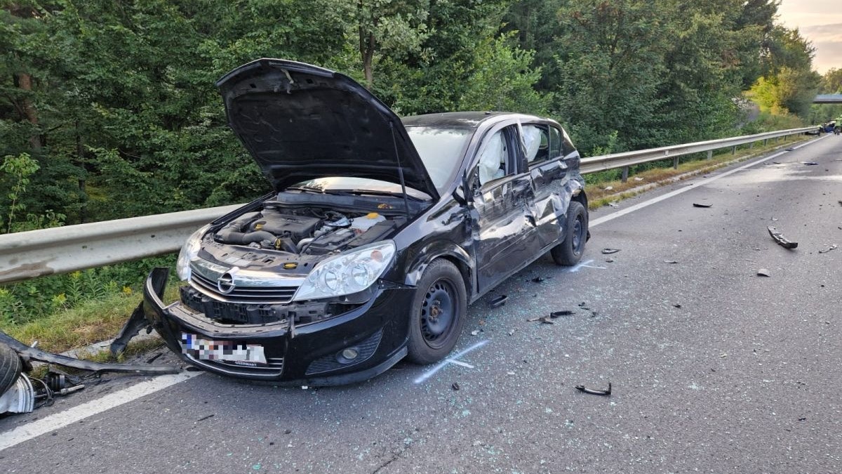 Schwerer Unfall in Oberwart: Lenkerin (48) starb.