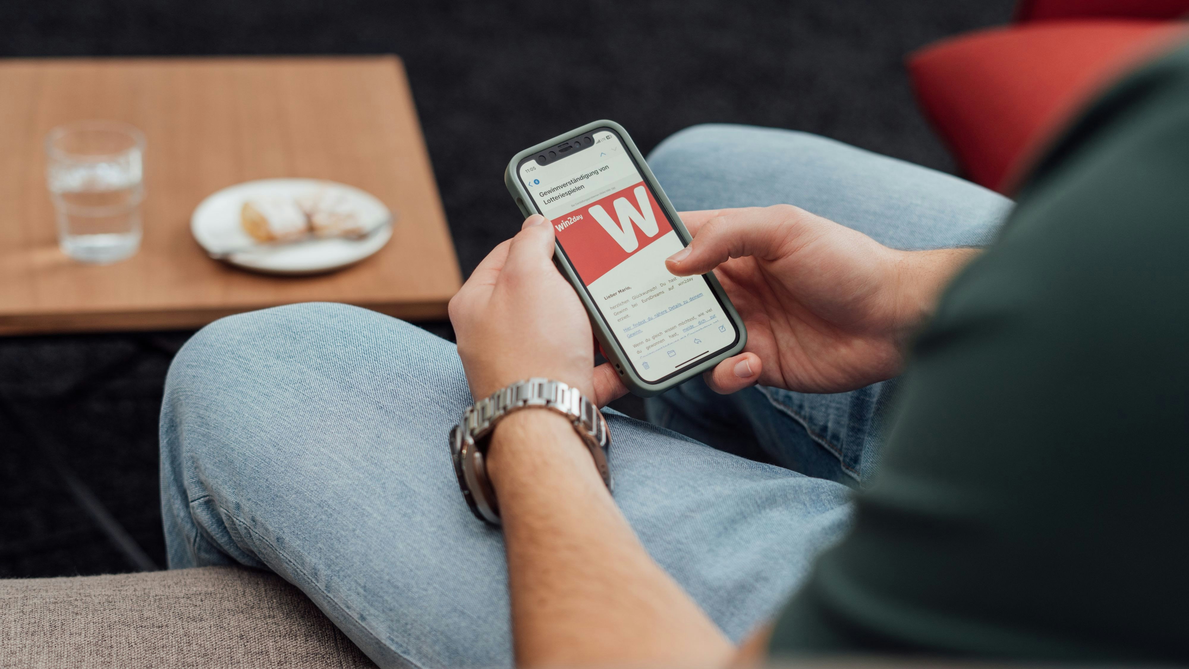 Heute.at - 4 Mio. Euro! App-Nutzer fährt Mega-Lottogewinn ein