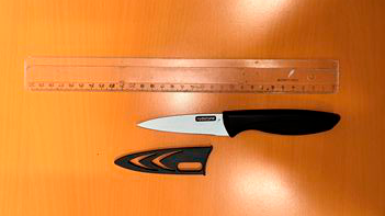 Mit diesem Messer soll es zur Attacke gekommen sein.