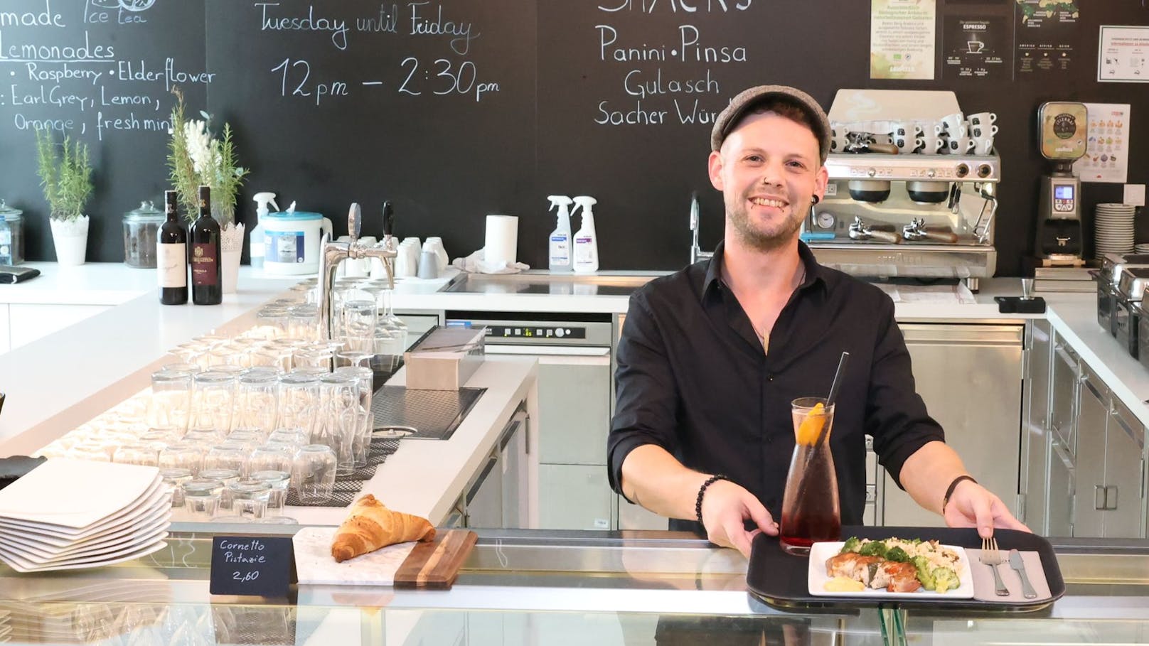 Auf ein Neues! Café Charly versucht es nun im Mumok