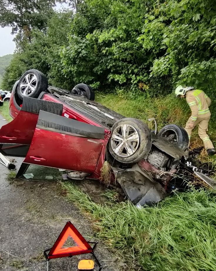 Nach einem Unfall mit Todesfolge krachte es am Sonntag noch ein zweites Mal auf der A1 nahe Pressbaum.