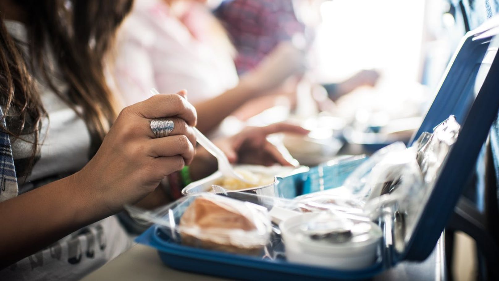 Airline streicht beliebten Snack aus Sicherheitsgründen