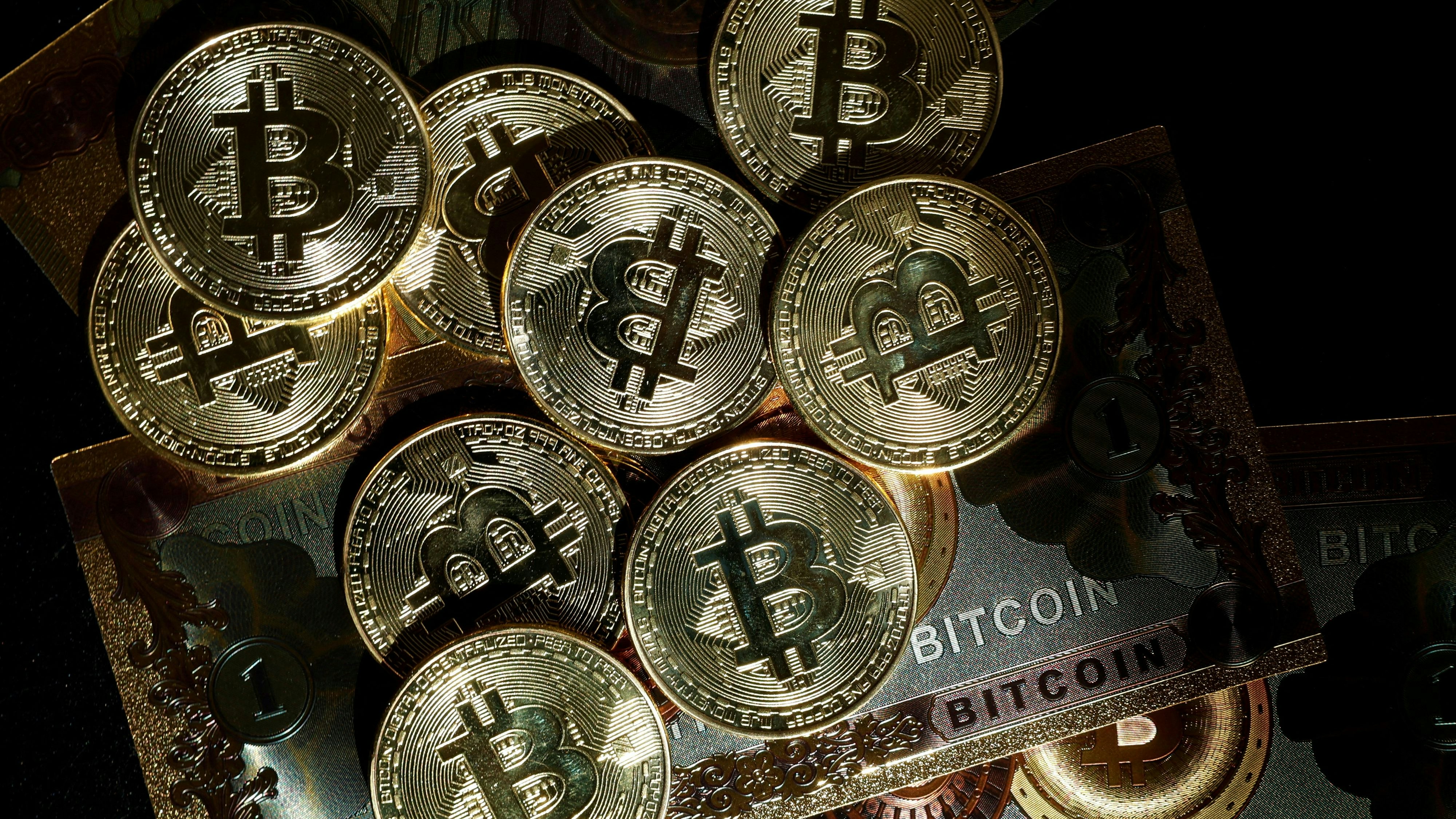 "Der Crash hat Milliarden vernichtet, aber es wird wieder raufgehen", sagt Rino Borini, der den Bitcoin-Economy-Lehrgang an der Hochschule für Wirtschaft Zürich leitet.