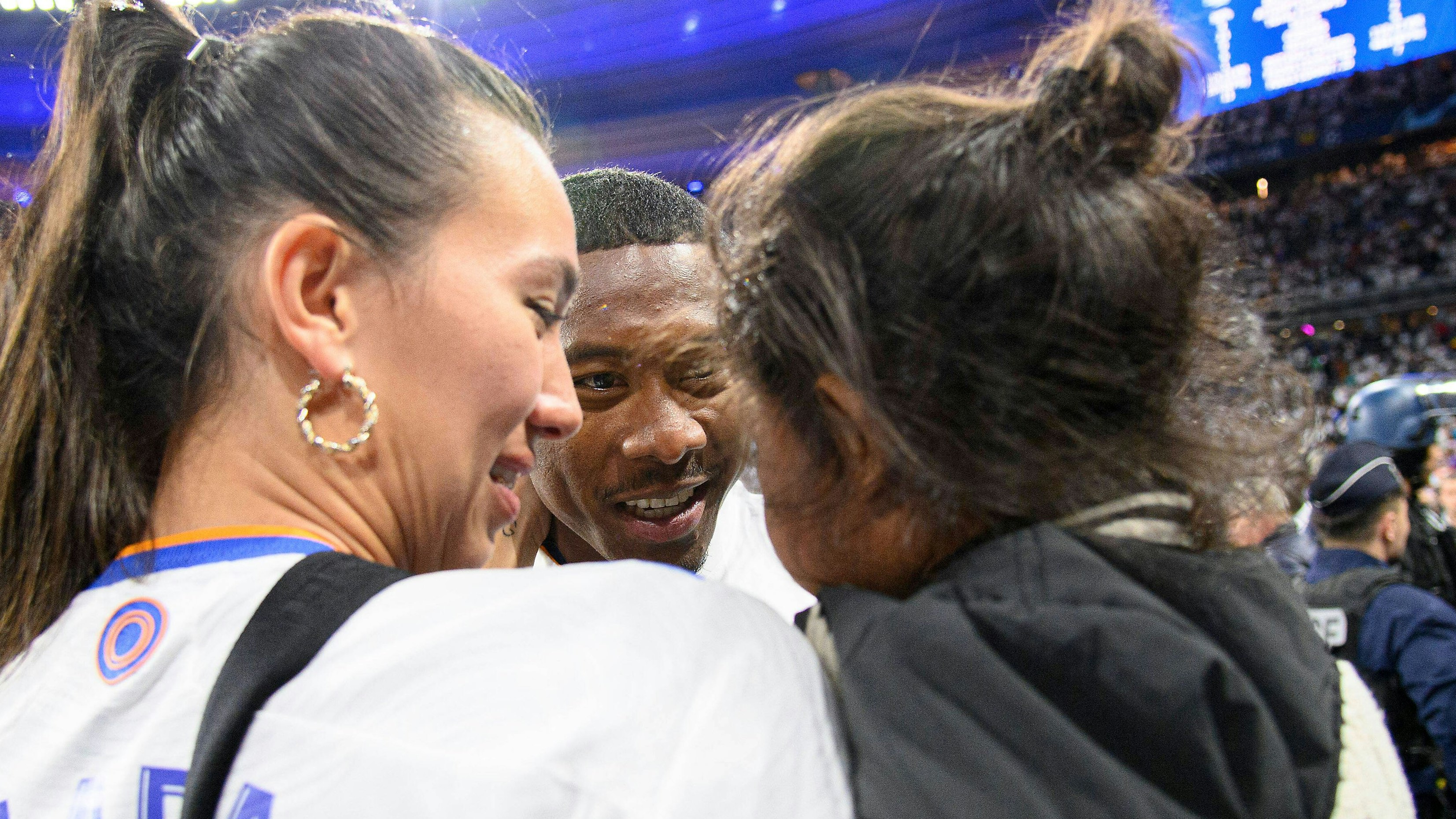 David Alaba und seine Familie urlauben gerade am Strand. 