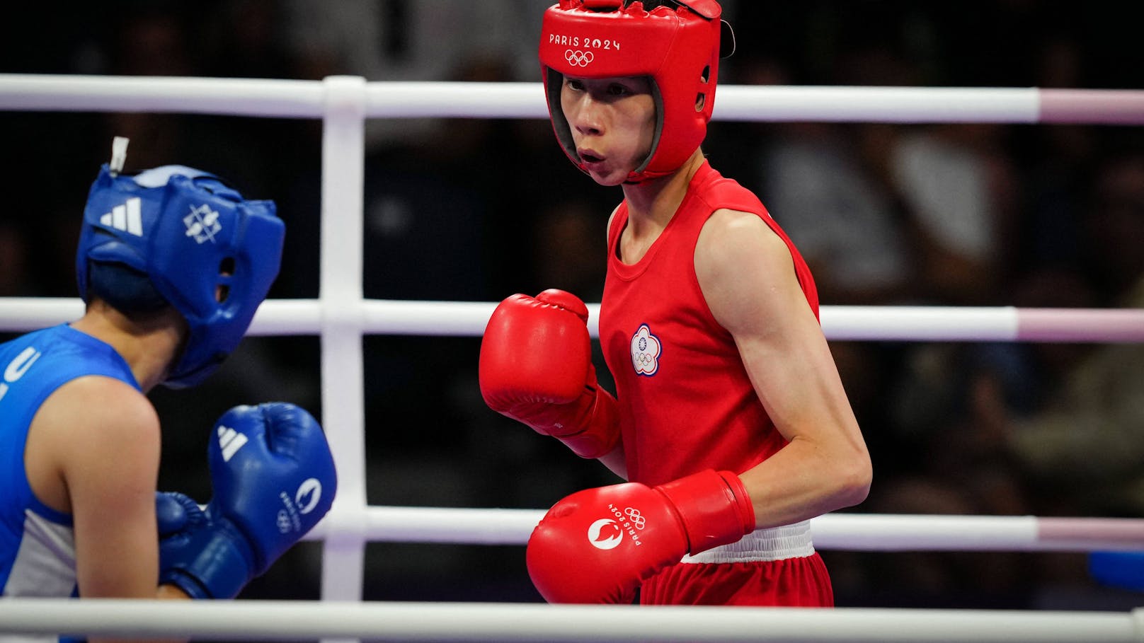 Lin Yu-ting (r.) steht am Mittwoch im Halbfinale, hat eine Medaille schon sicher.