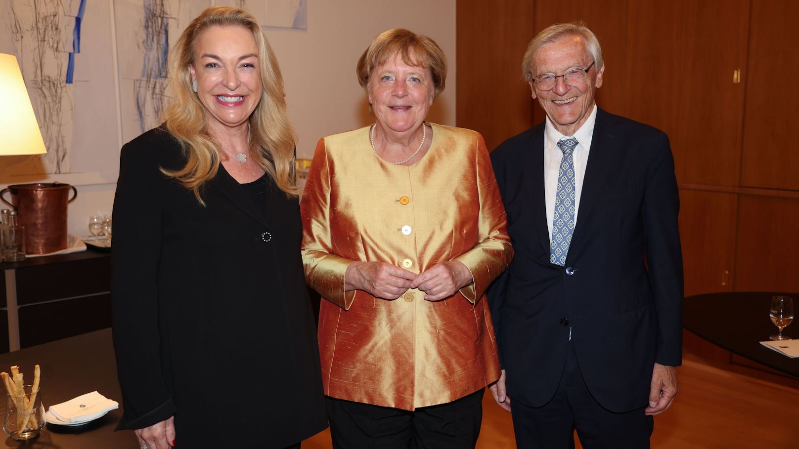 Festspielpräsidentin Kristina Hammer, Ex-Bundeskanzlerin Angela Merkel und Ex-Bundeskanzler Wolfgang Schüssel.