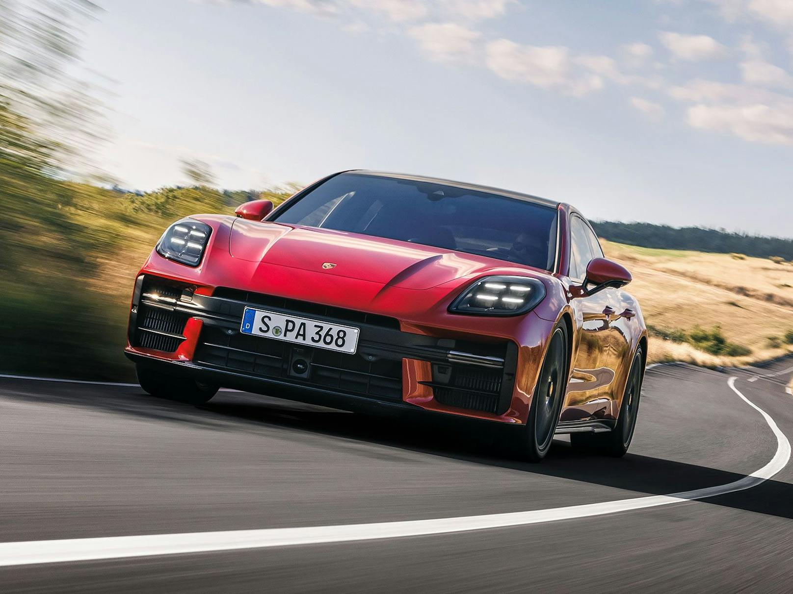 Der neue Panamera GTS ist mit 500 PS um 20 PS stärker als sein Vorgänger.