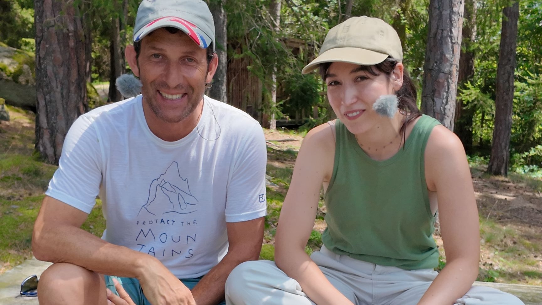 Tom Walek und OSKA aka Maria Burger treffen sich in Rastenfeld und wandern entlang des Ottensteiner Stausees. 