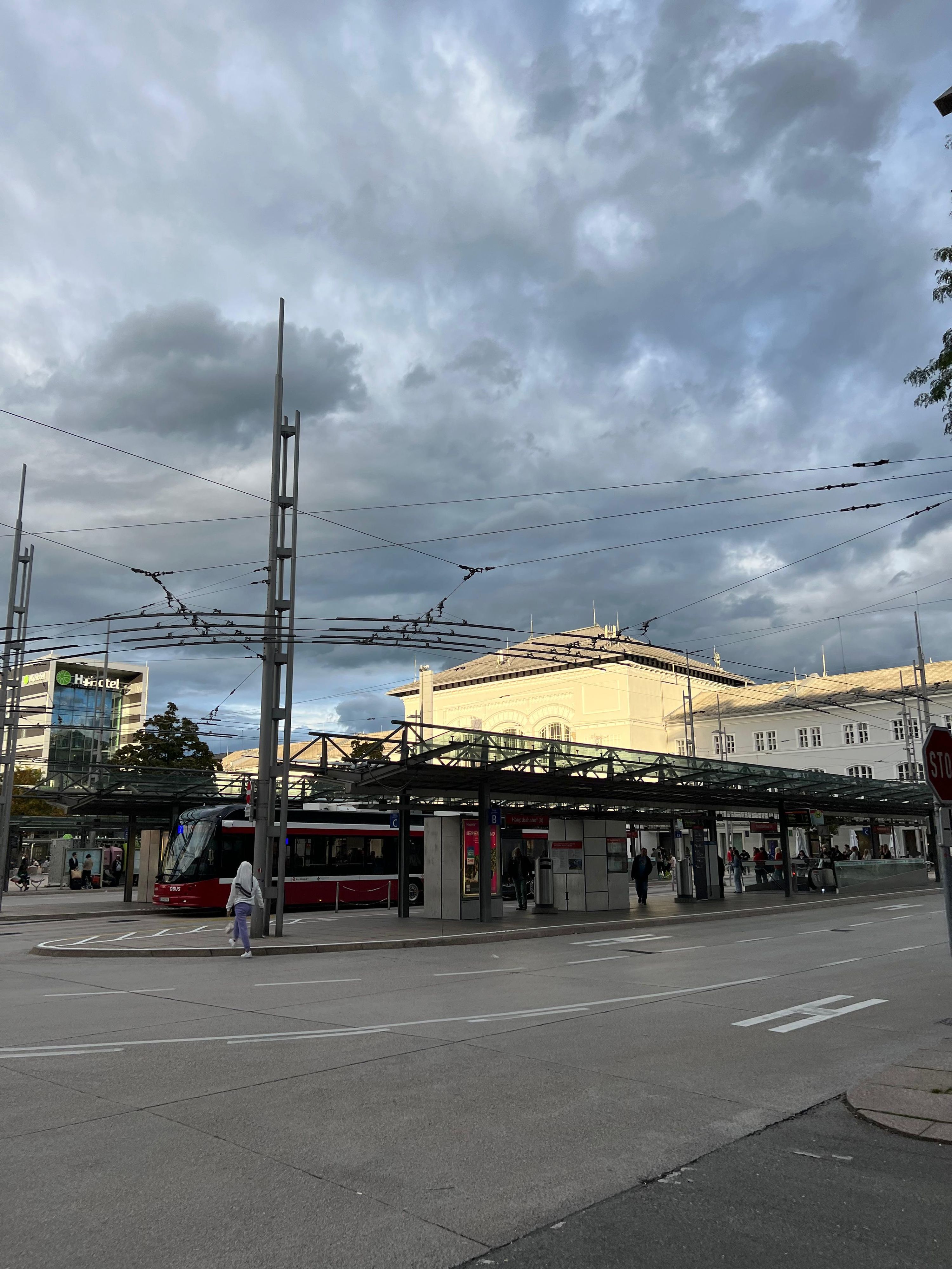 Innerhalb nur weniger Stunden musste die Polizei zwei Mal am Hbf ausrücken.