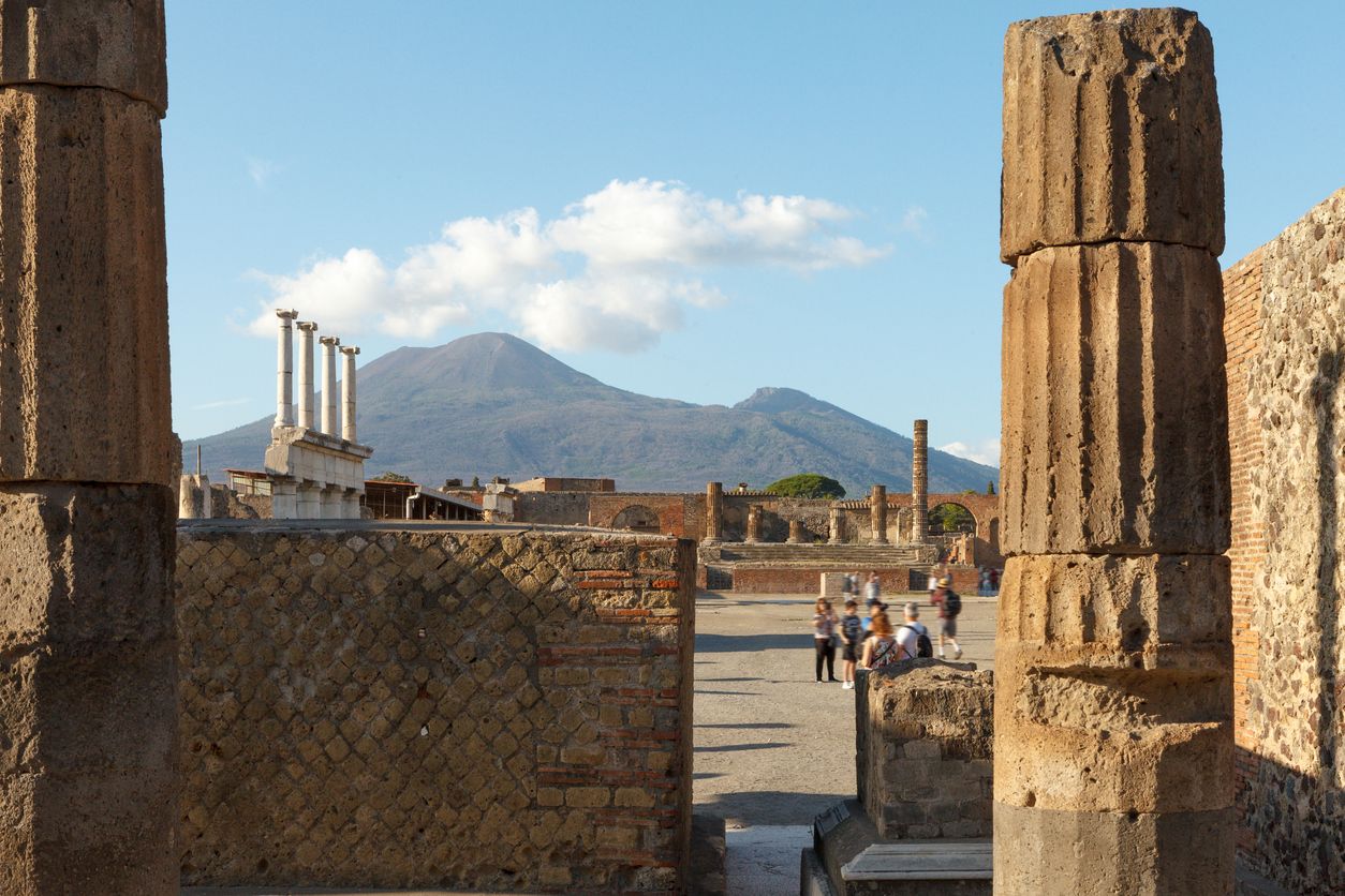 Weil er seine Initialen in ein Haus in Pompeji eingeritzt hat, drohen einem Briten bis zu 60.000 Euro Strafe.