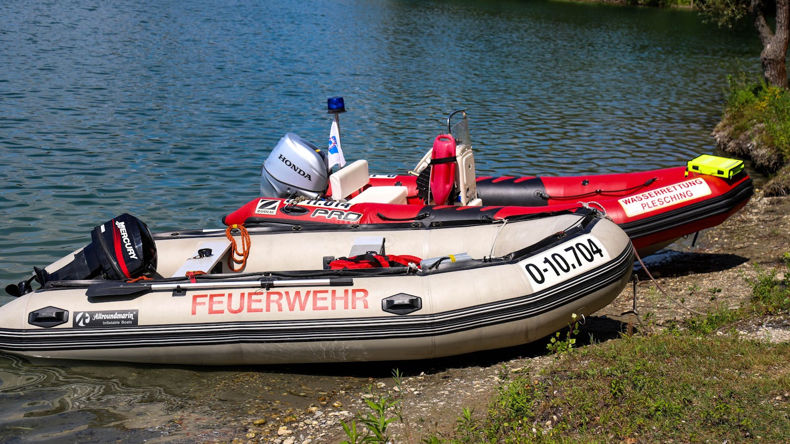 Mehrere Boote waren im Einsatz.