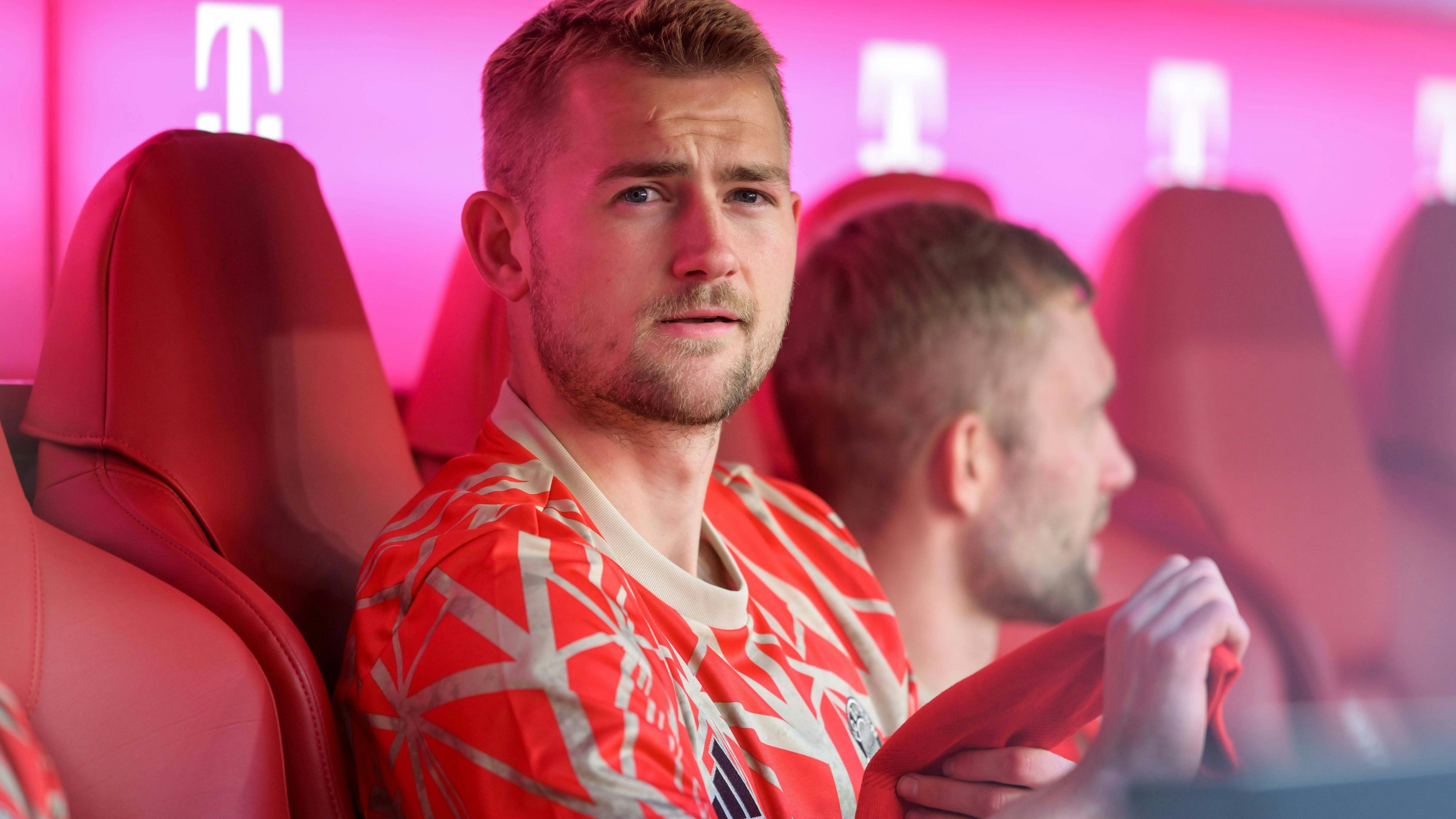 Gegen Bayern-Star Matthijs de Ligt wird ermittelt. 