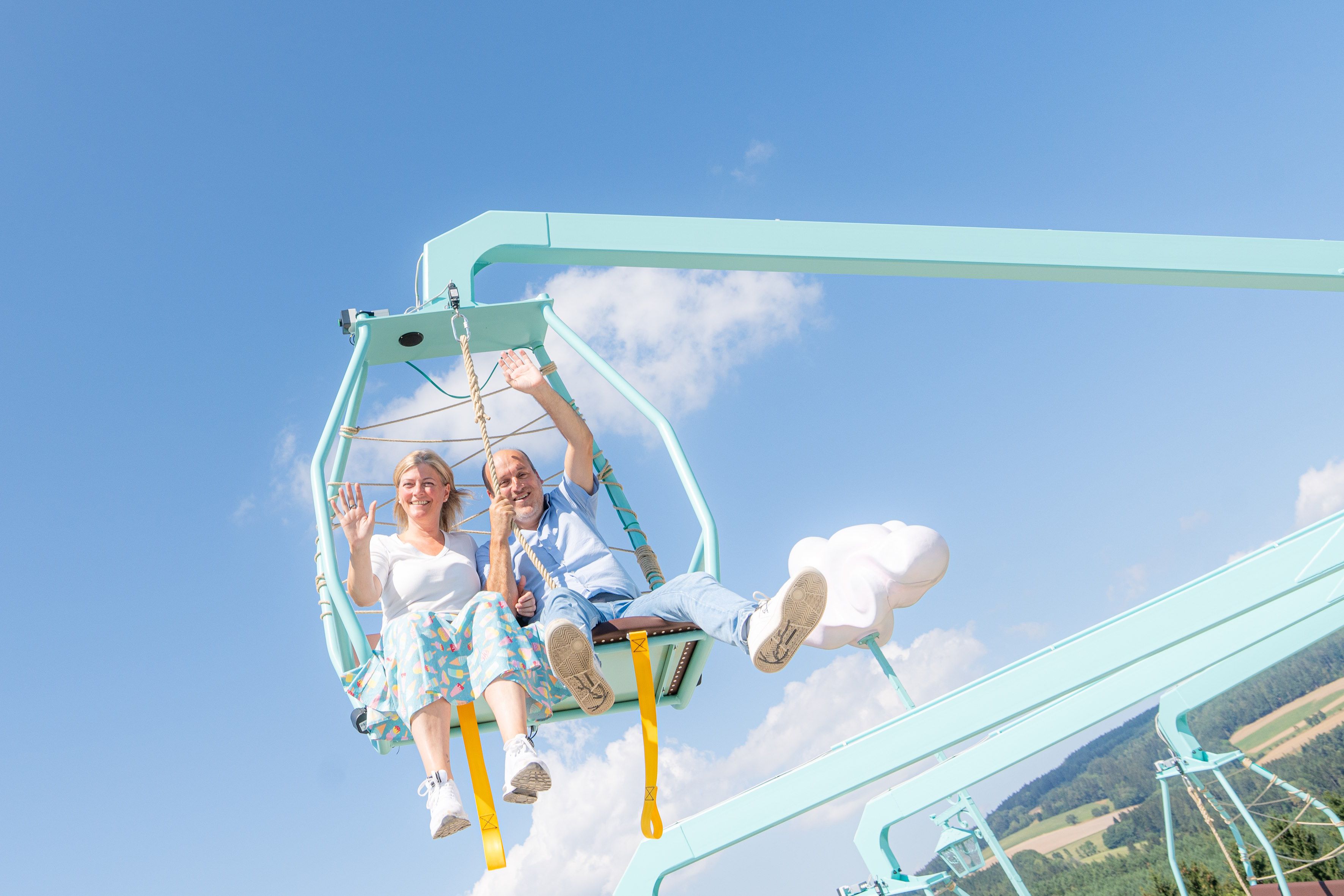 Der Wolkenfänger im Eis-Greissler Erlebnispark, mit Gründerpaar Andrea und Georg 