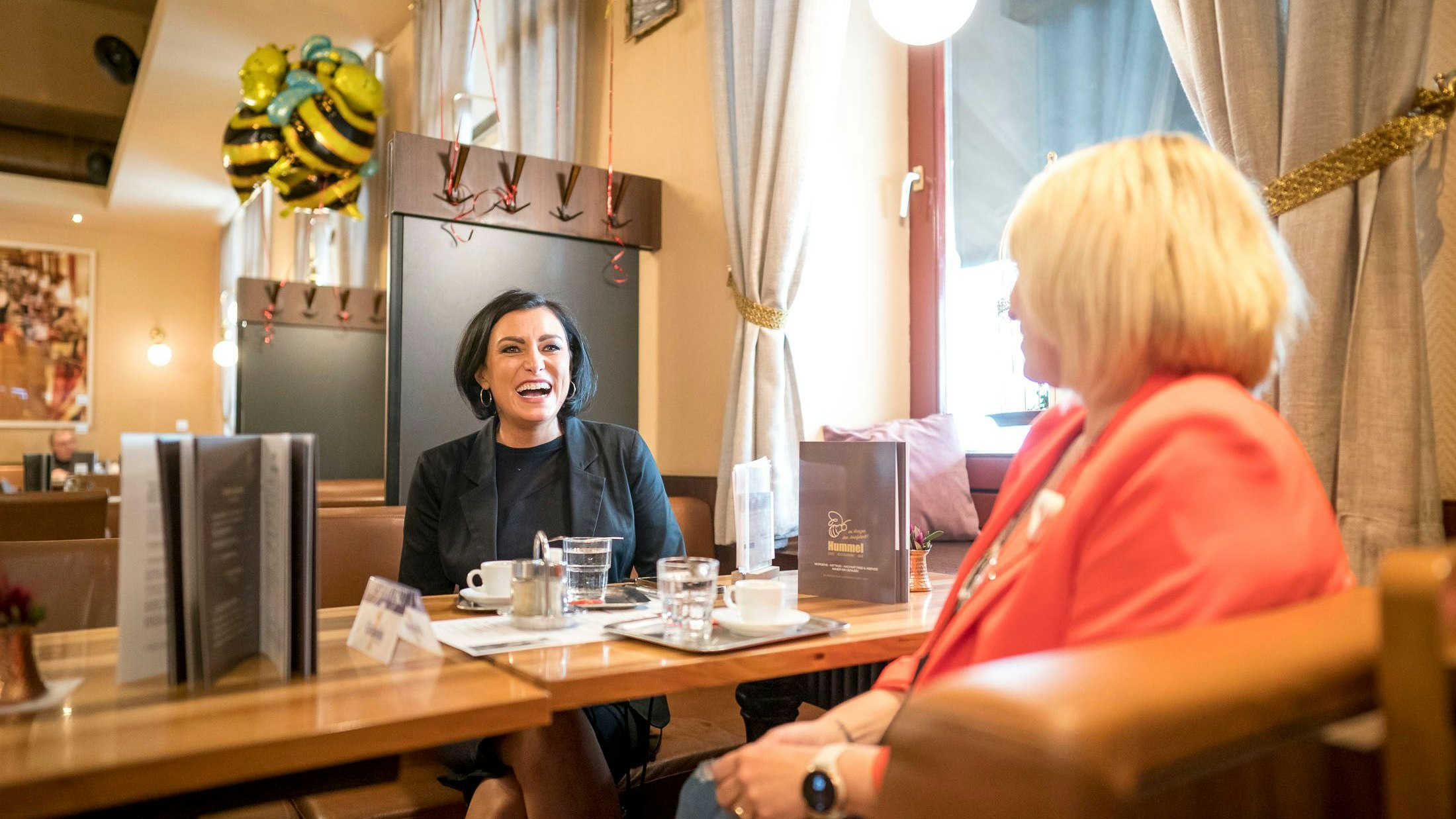 Die Gastro öffnet, aber niemand strudelt sich darüber mehr ab als Elisabeth Köstinger