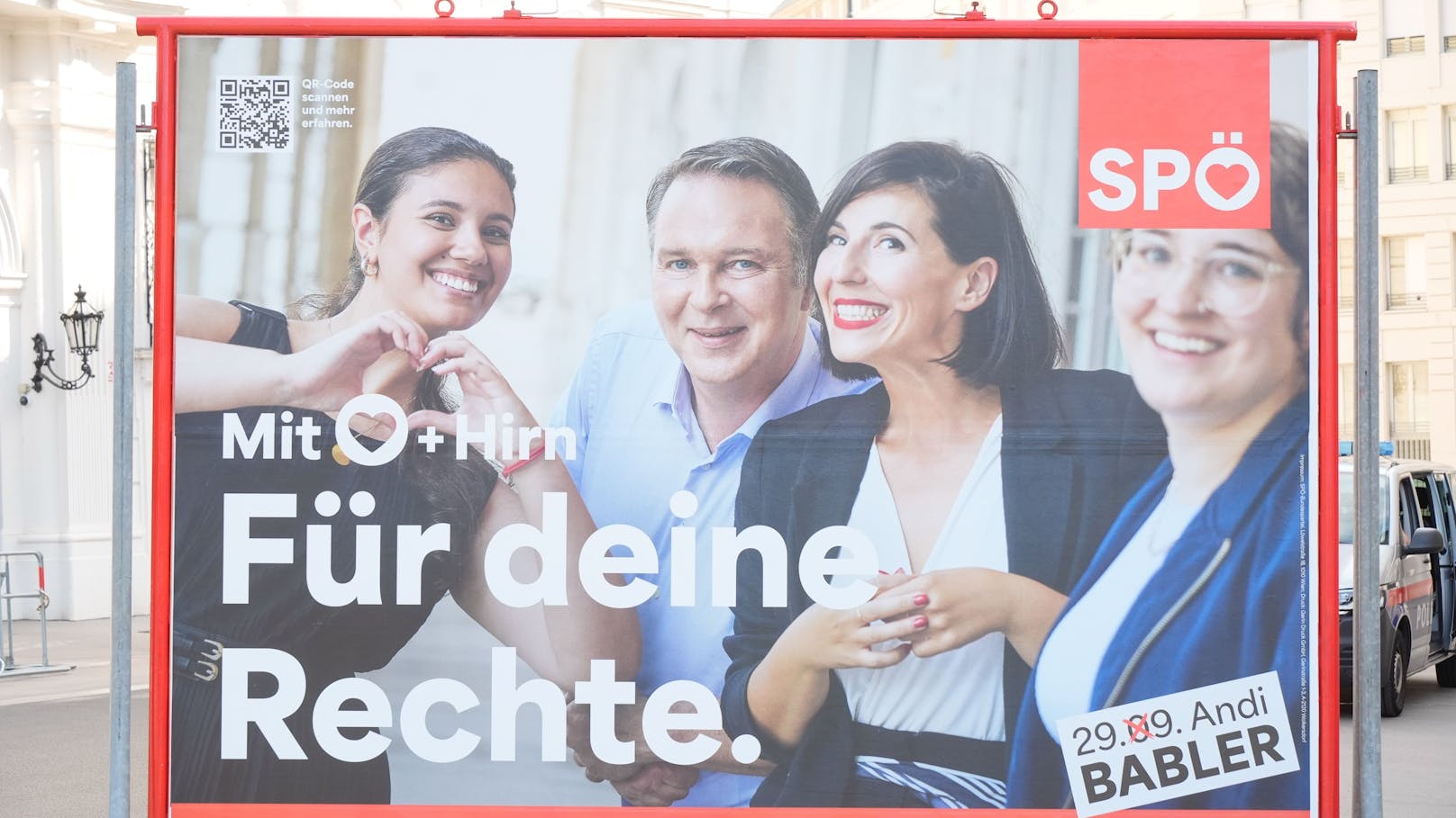 Babler wähnt die SPÖ als "Gleichberechtigungspartei", er will sich für Frauenrechte engagieren.