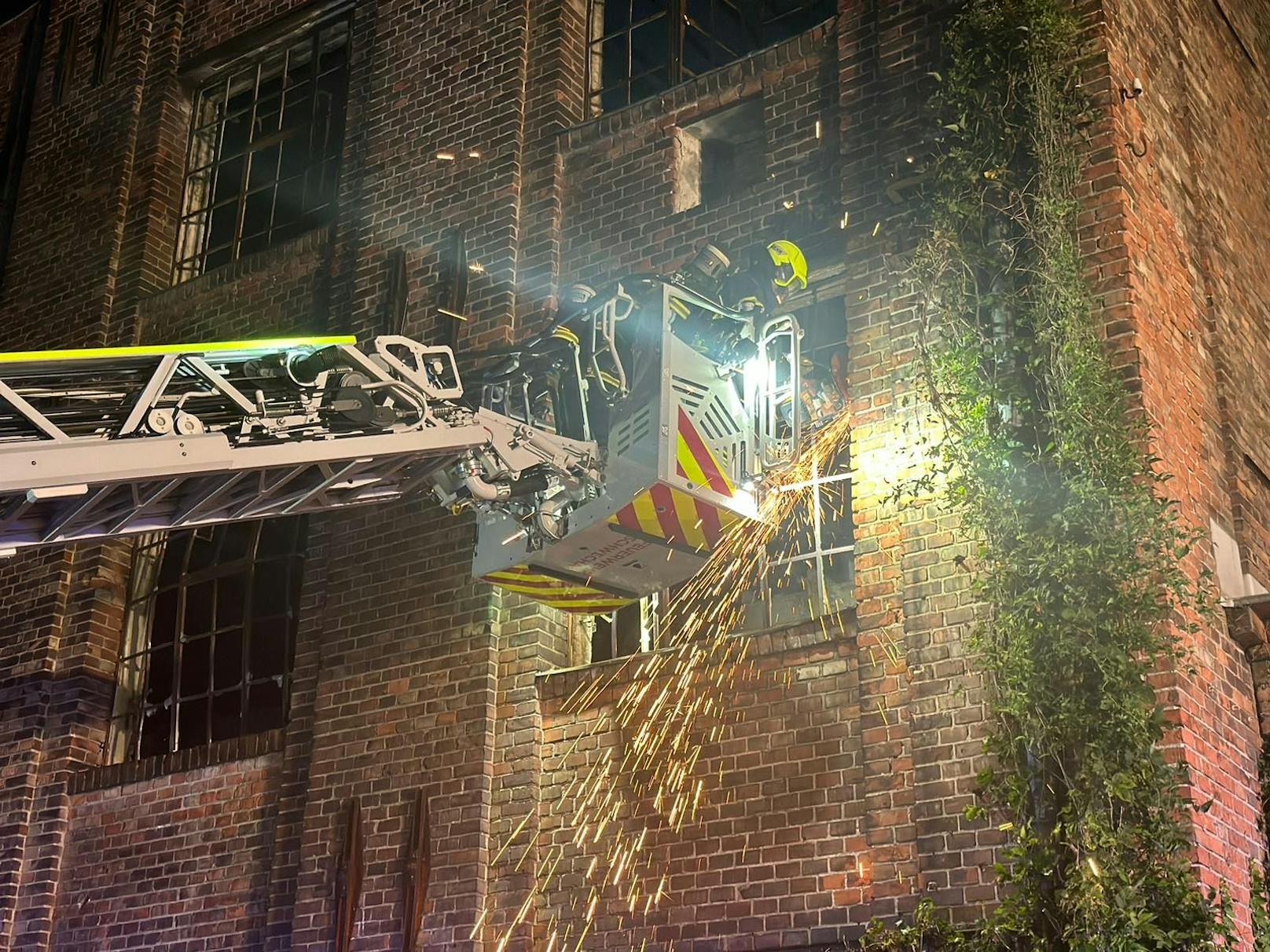 Wieder Brand in den ehemaligen Hammerbrotwerken