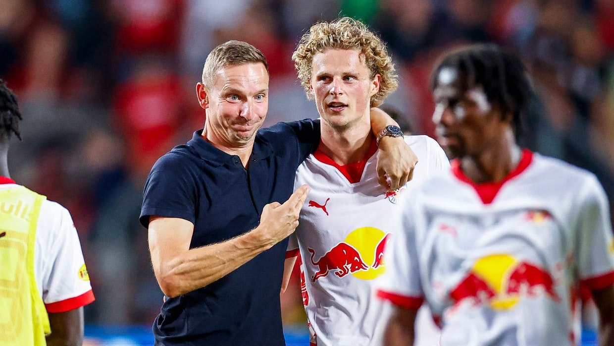 Red Bull Salzburg feiert den Aufstieg in der Champions-League-Qualifikation. 