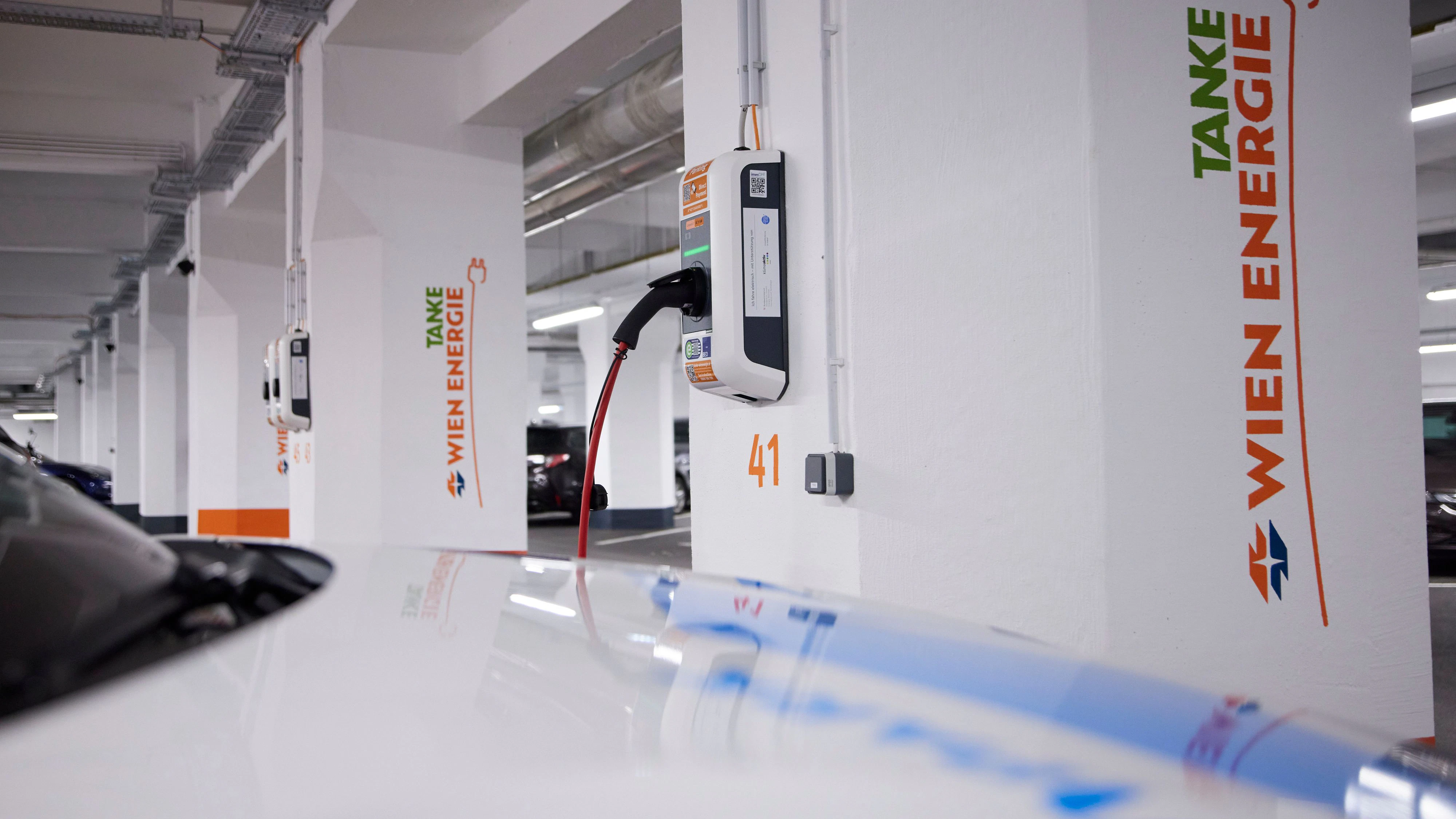 Heute.at - Laden des E-Autos plötzlich bis zu viermal teurer