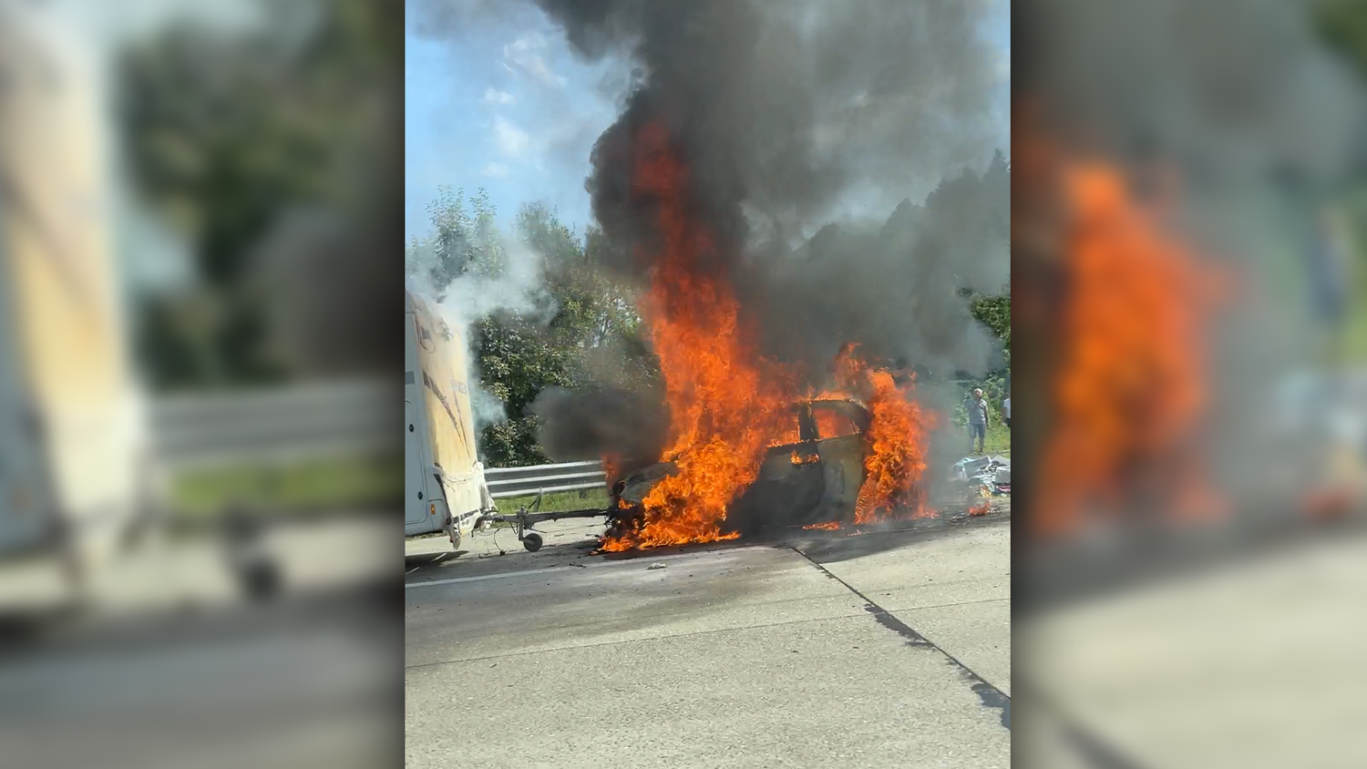 Mitten auf der Autobahn fängt ein Fahrzeug an zu brennen. Die Feuerwehr musste anrücken.