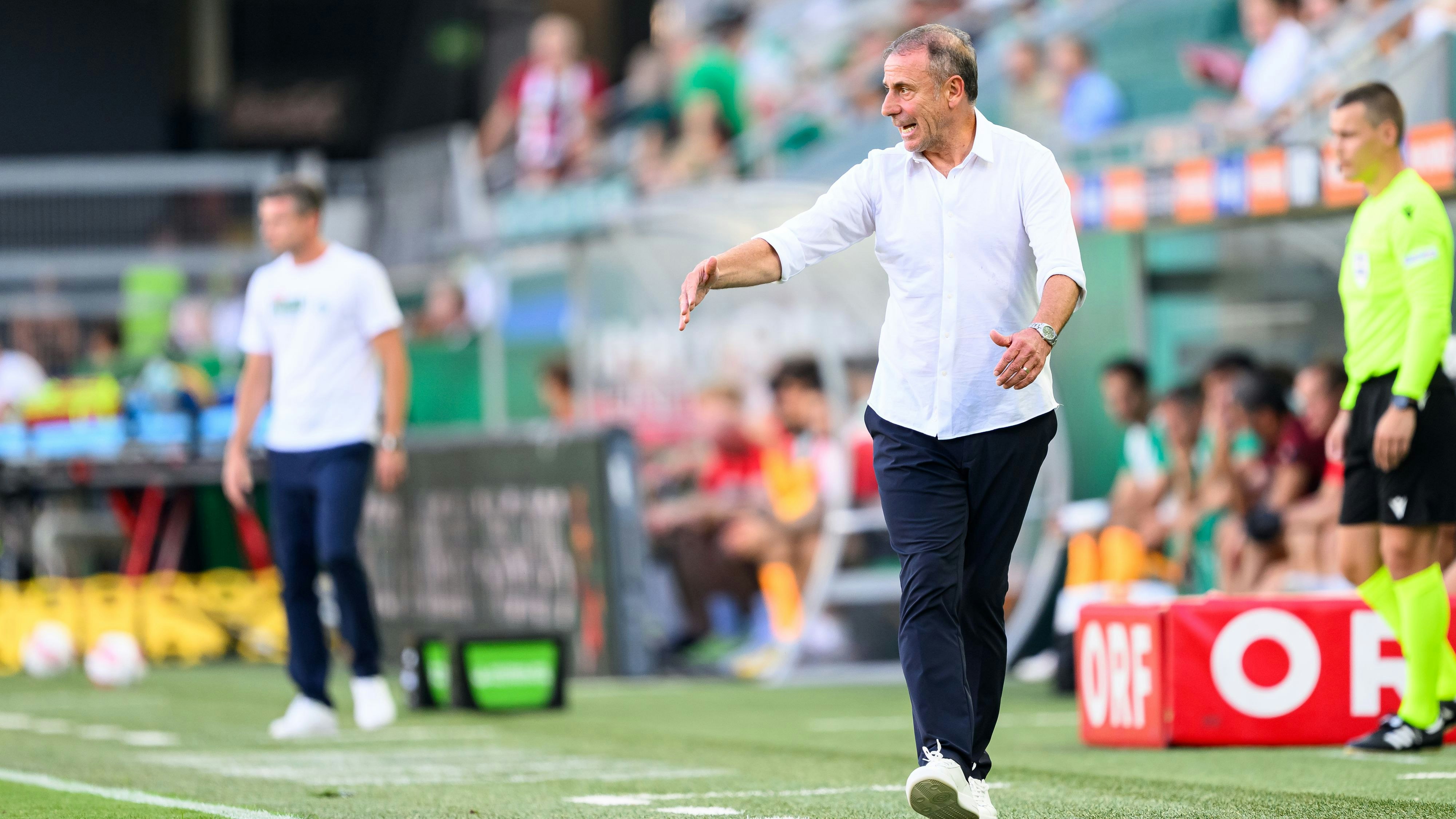 Die private Telefonnummer von Trabzonspor-Coach Abdullah Avci wurde veröffentlicht. 