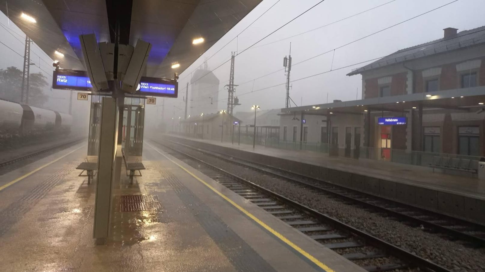 Mit enormer Gewalt zogen am Freitagabend (16. August 2024) schwerste Gewitter durch Österreich.