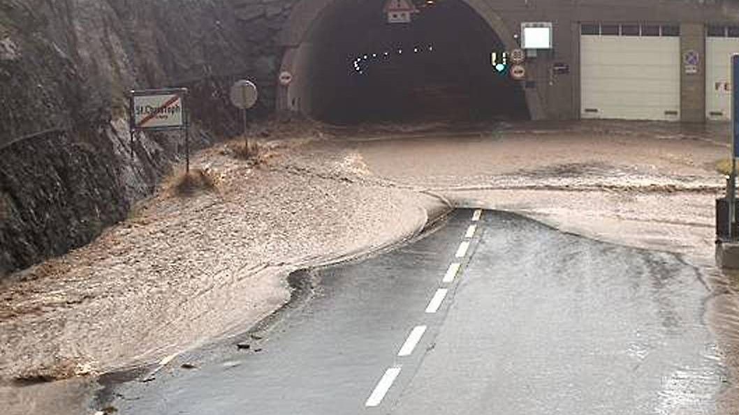 Auch der Schmittentunnel wurde überflutet.