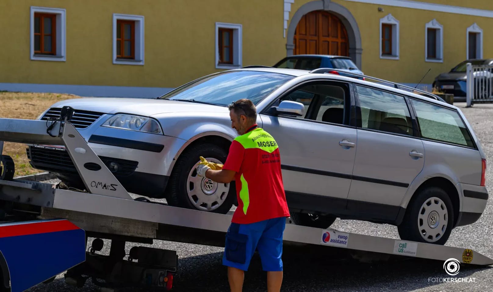 Raser tappt in Falle – jetzt wird sein Auto versteigert