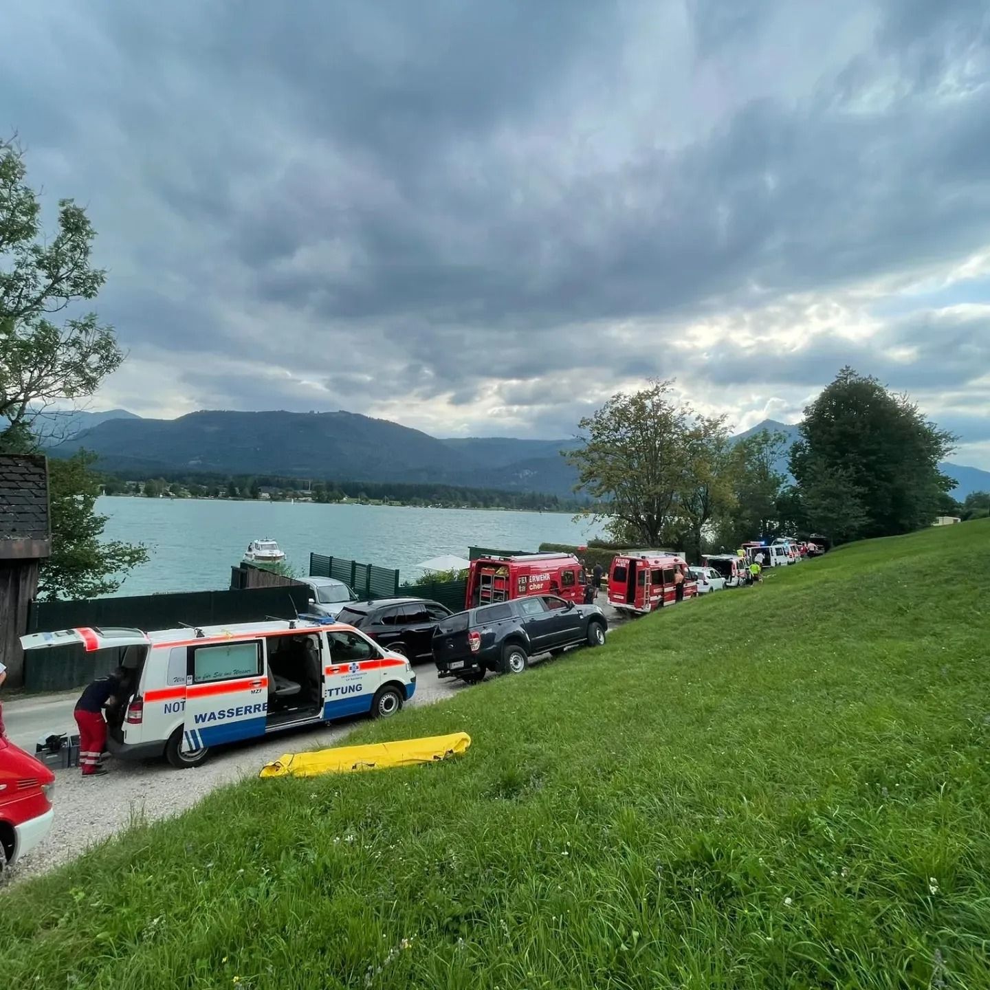Trotz großangelegter Suchaktion mit Rettungstauchern und Hubschraubern wurde der Schwimmer nicht rechtzeitig gefunden.