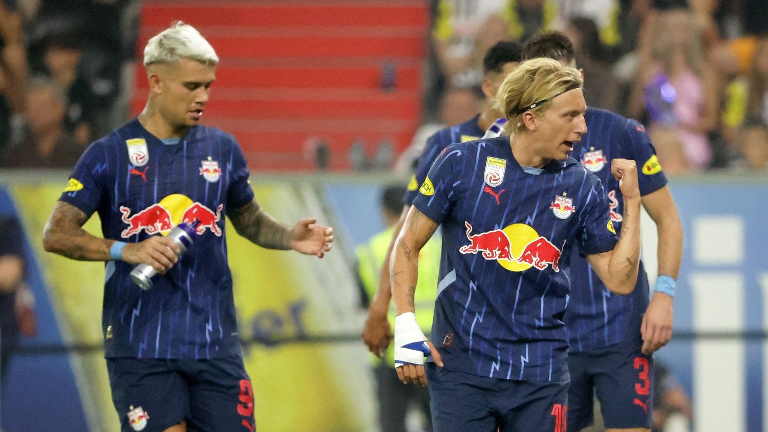 Red Bull Salzburg feiert den dritten Saisonsieg. 