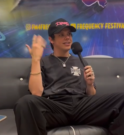 Yungblud packt die Hitze nicht.