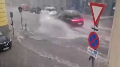 Hier geschah das Unglück: Wassermassen schossen die Barawitzkagasse hinunter.