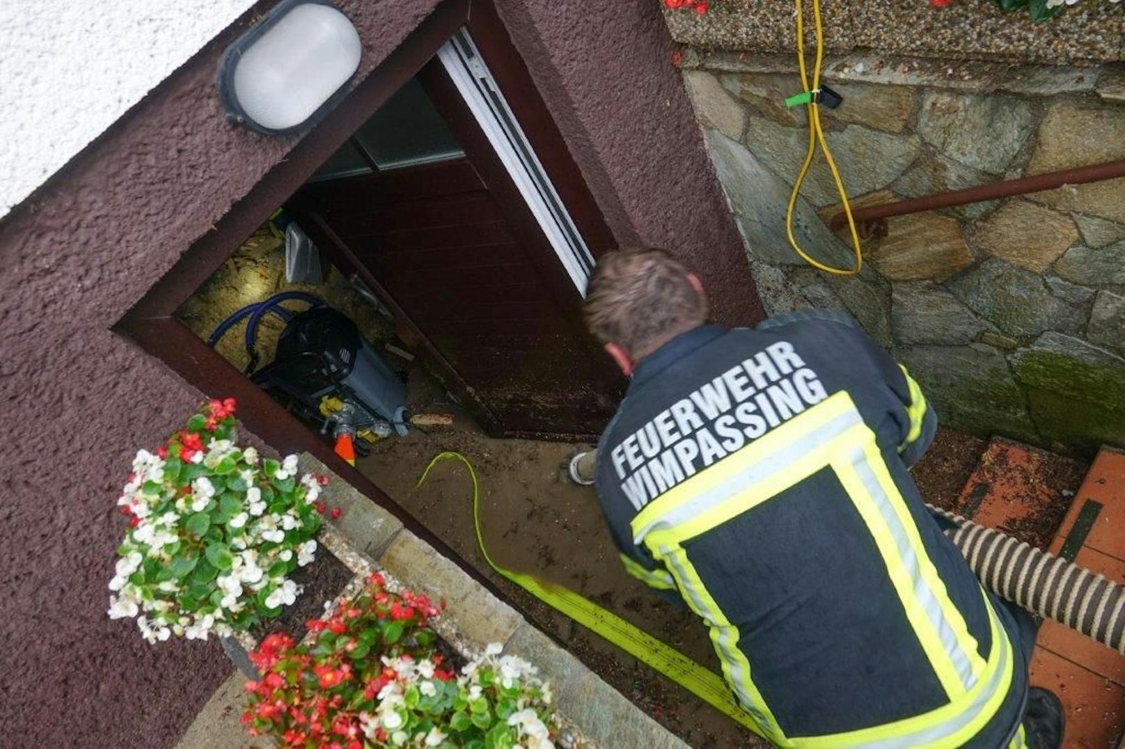 Starkregen im südlichen NÖ: Feuerwehr im Großeinsatz