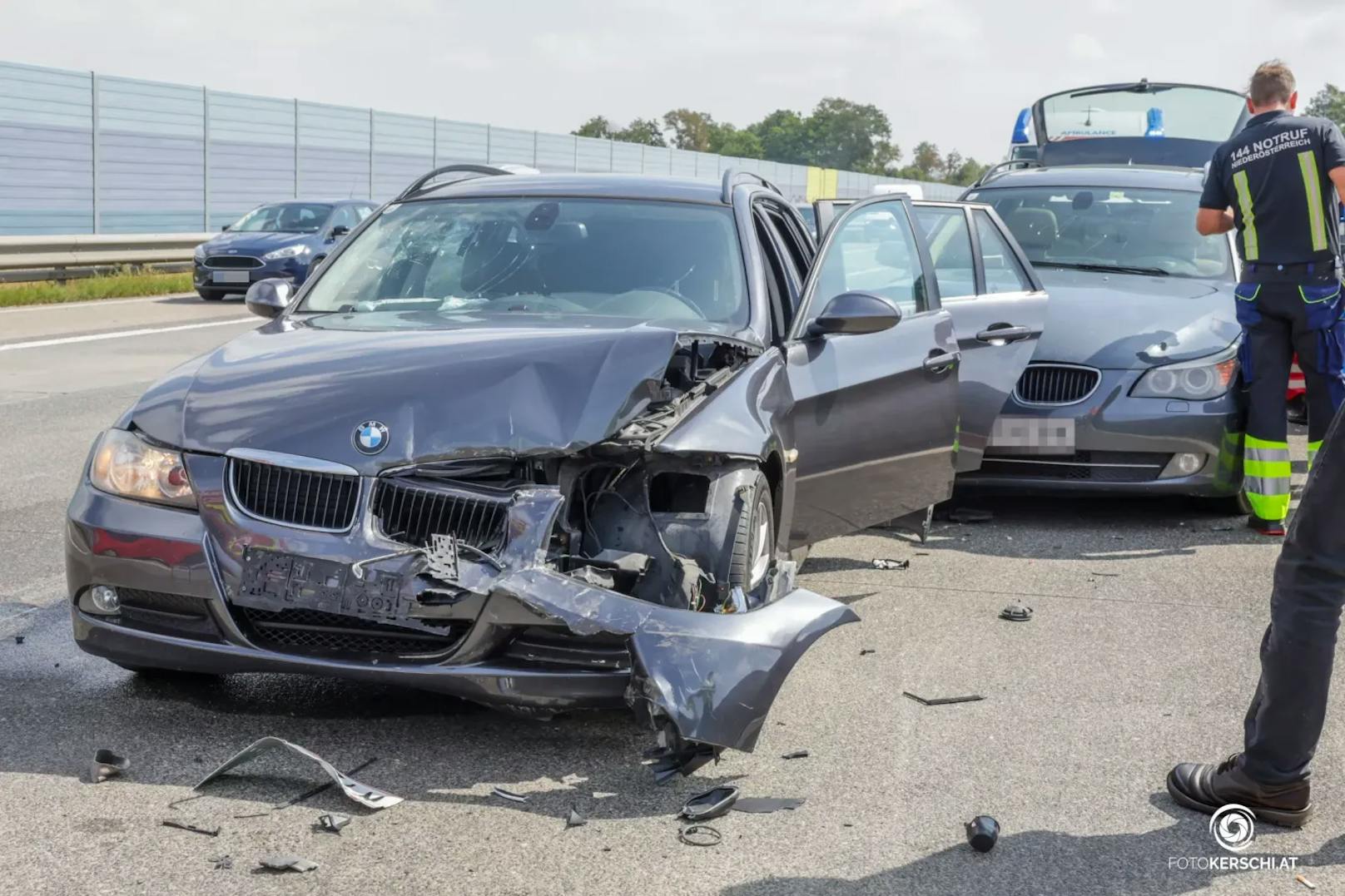 Vier Fahrzeuge stießen zusammen. Die Folge: ein massiver Stau.