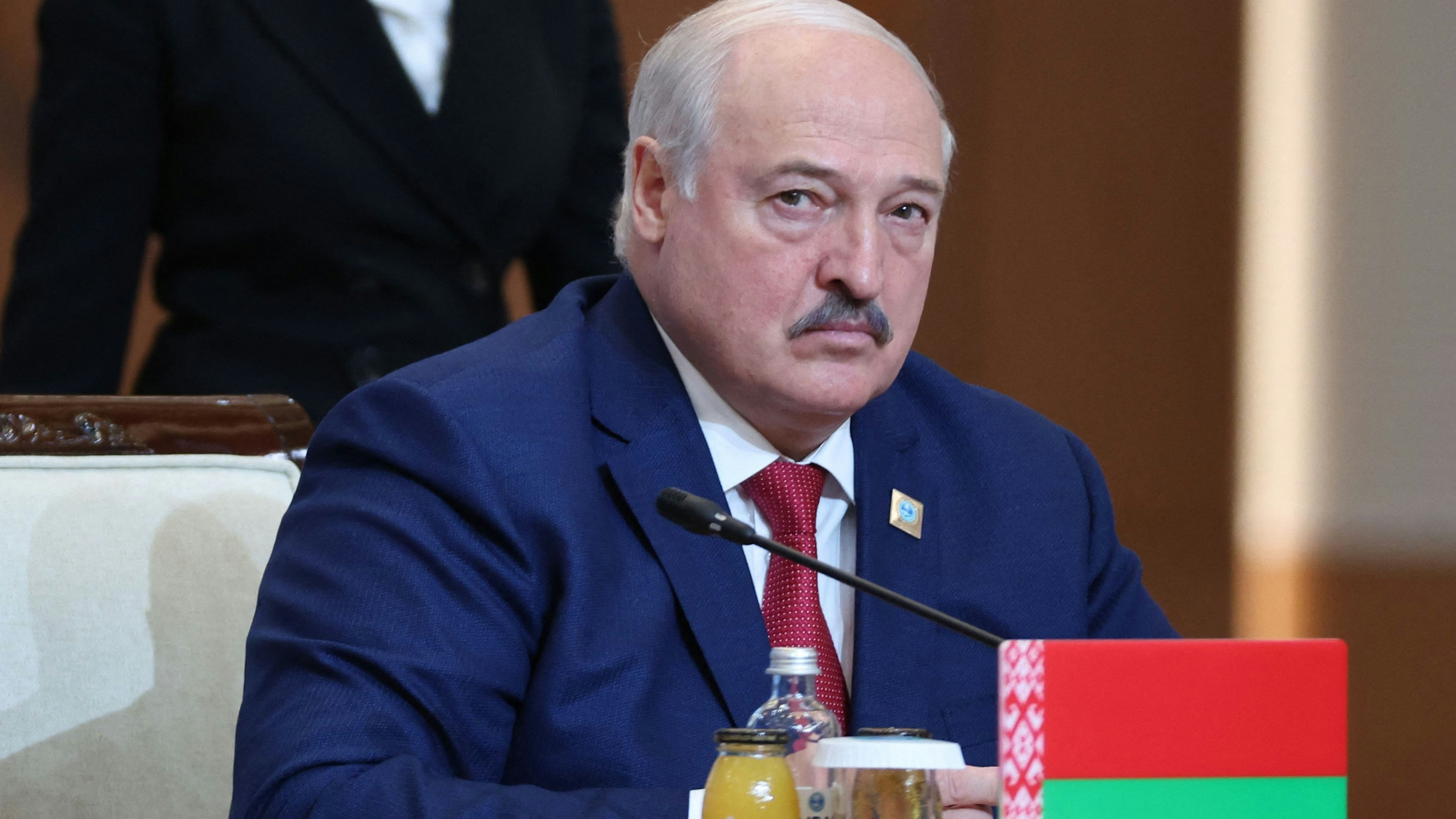 Download von www.picturedesk.com am 19.08.2024 (15:42).  In this pool photograph distributed by the Russian state agency Sputnik, Belarusian President Alexander Lukashenko attends the Shanghai Cooperation Organisation (SCO) member states leaders' summit in Astana on July 4, 2024. (Photo by Sergei SAVOSTYANOV / POOL / AFP) - 20240704_PD4627 - Rechteinfo: Rights Managed (RM) Nur für redaktionelle Nutzung! Werbliche Nutzung erfordert Freigabe: bitte schicken Sie uns eine Anfrage.
