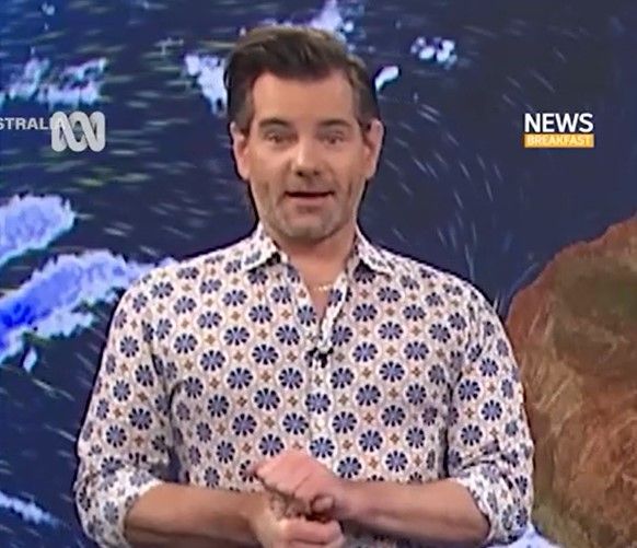 Der australische Meteorologe Nate Byrne (Bild) bei seiner Moderation, als die Attacke passierte.