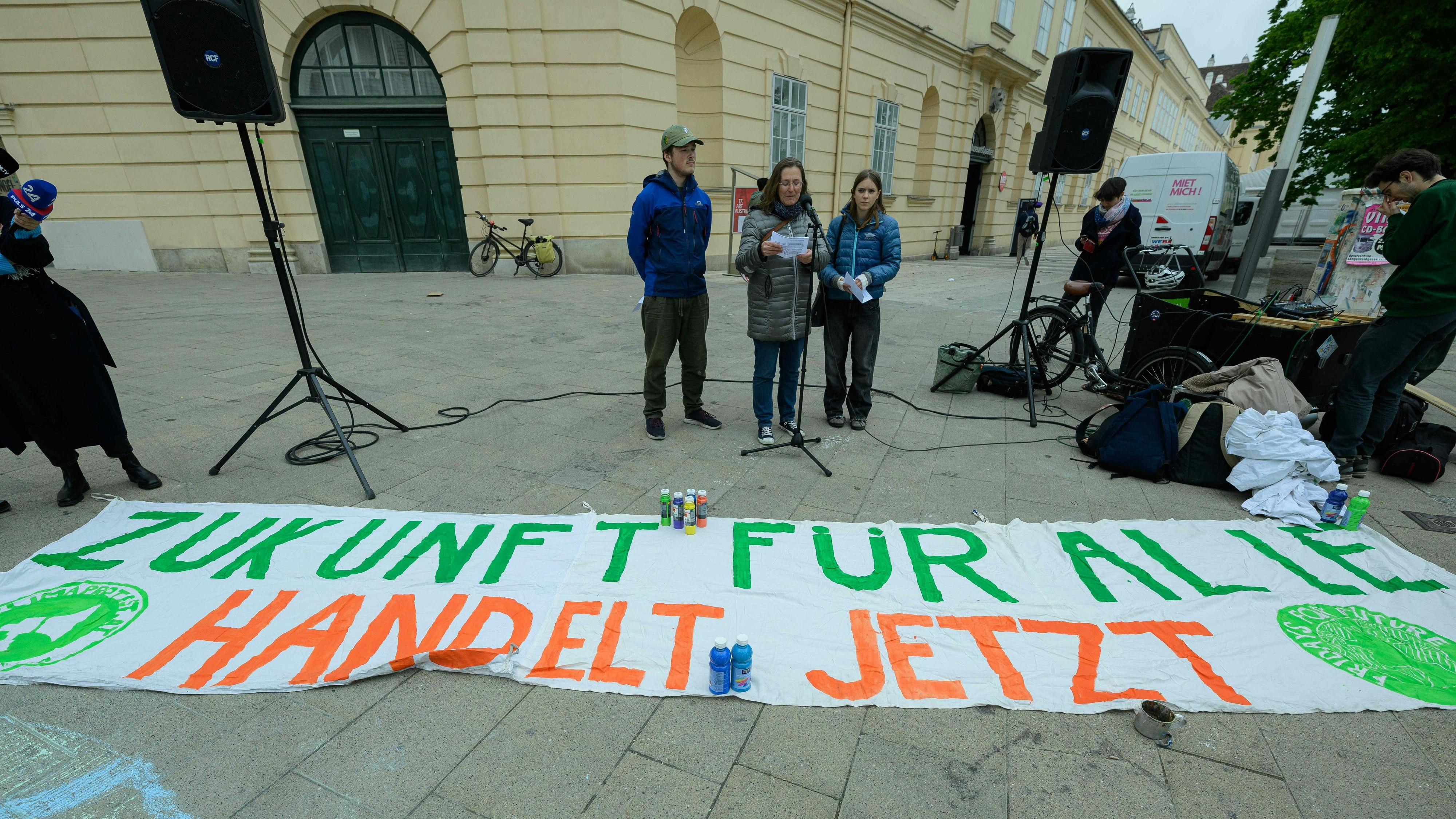 "Fridays For Future" kündigt eine weitere Prostestaktion in Wien an. Archivbild. 