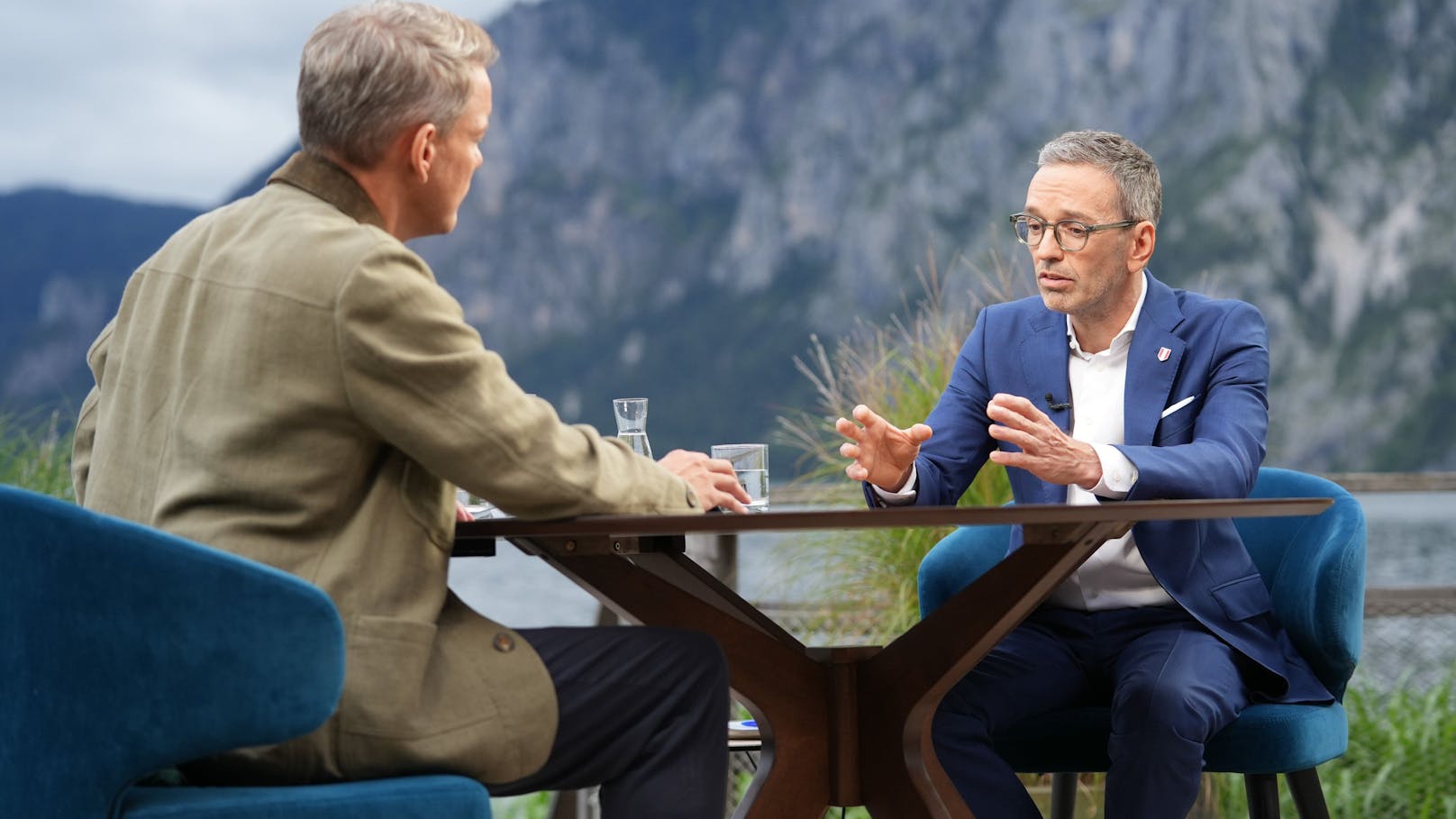 FPÖ-Chef Herbert Kickl zu Gast im ORF-Sommergespräch 2024 bei Martin Thür am Traunsee (OÖ)