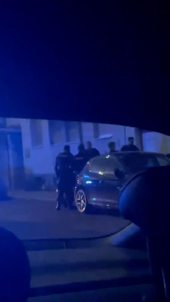 Die Polizei nahm den Mann (17)  schließlich fest. 