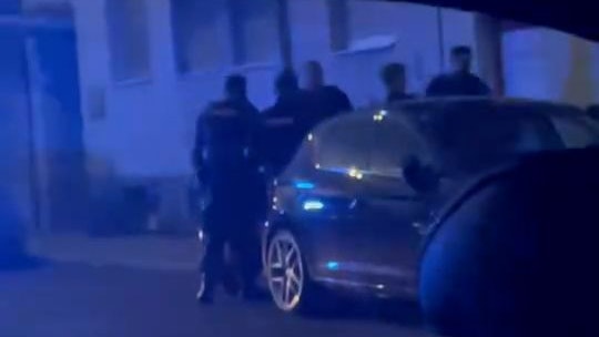 Heute.at - Wahnsinns-Fahrt! Teenie rast mit Vespa auf Wiener zu