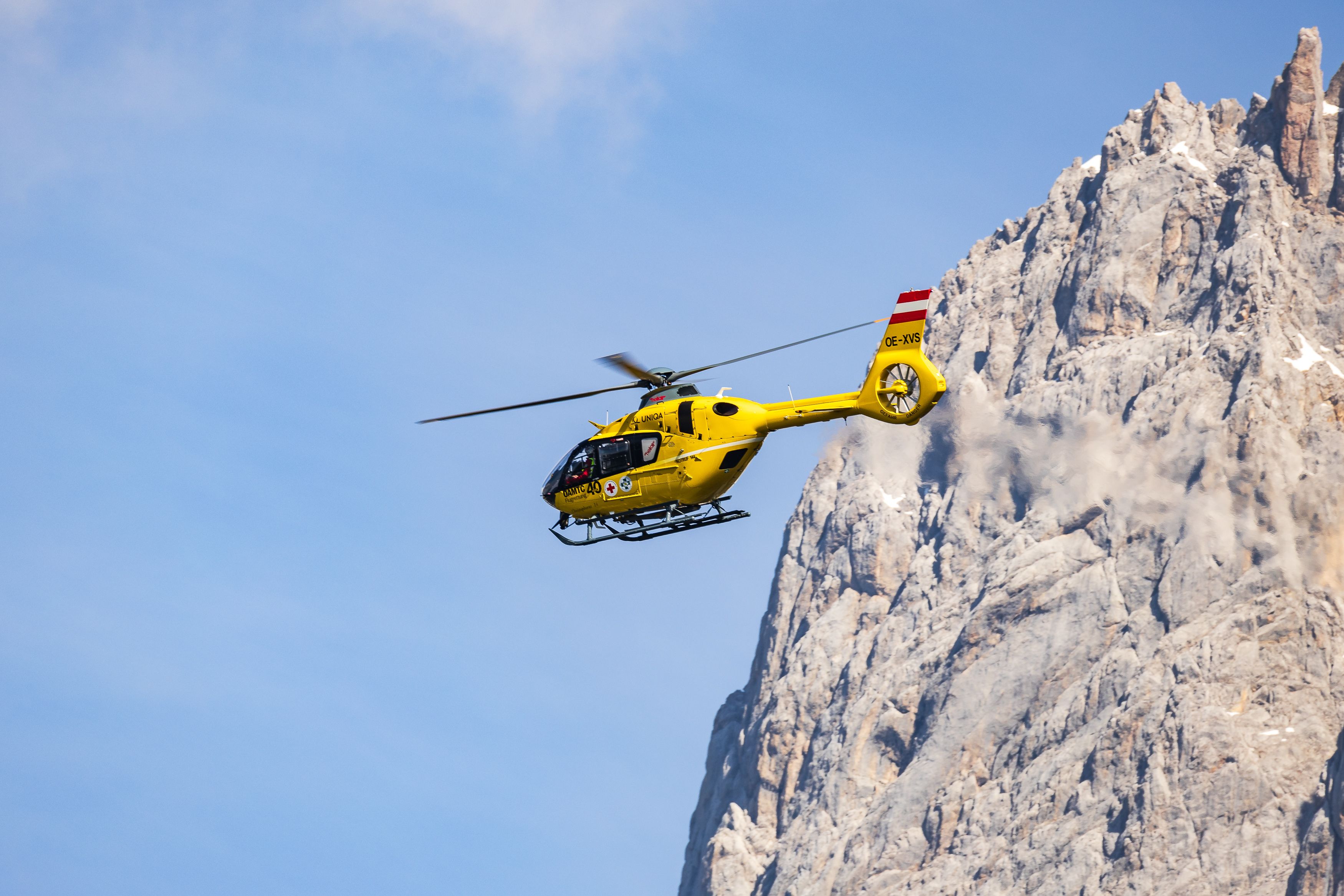 Der Deutsche wurde mit lebensgefährlichen Verletzungen ins Spital geflogen. (Symbolbild)
