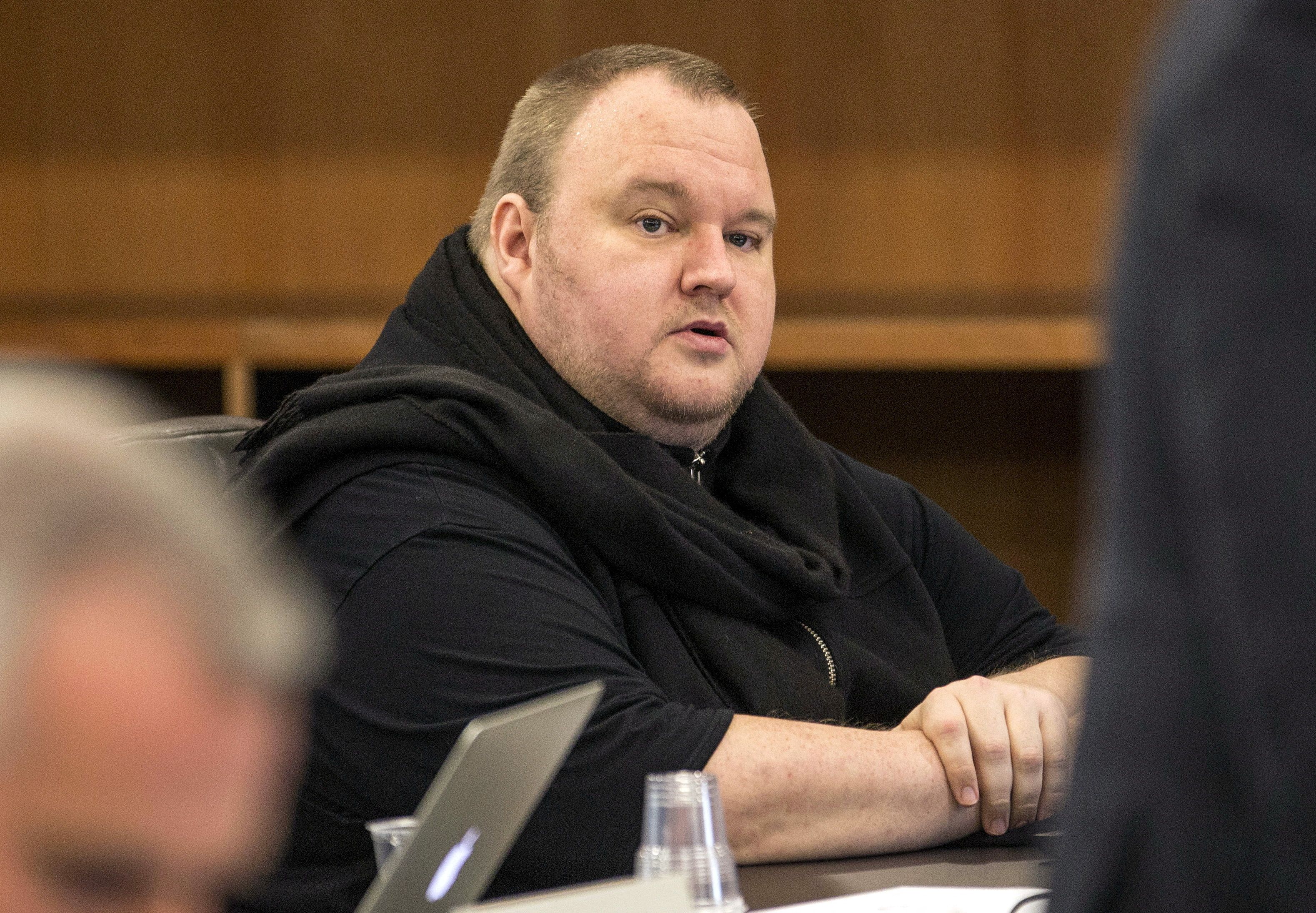 Der deutsche Internet-Unternehmer Kim Dotcom soll von Neuseeland an die USA ausgeliefert werden.
