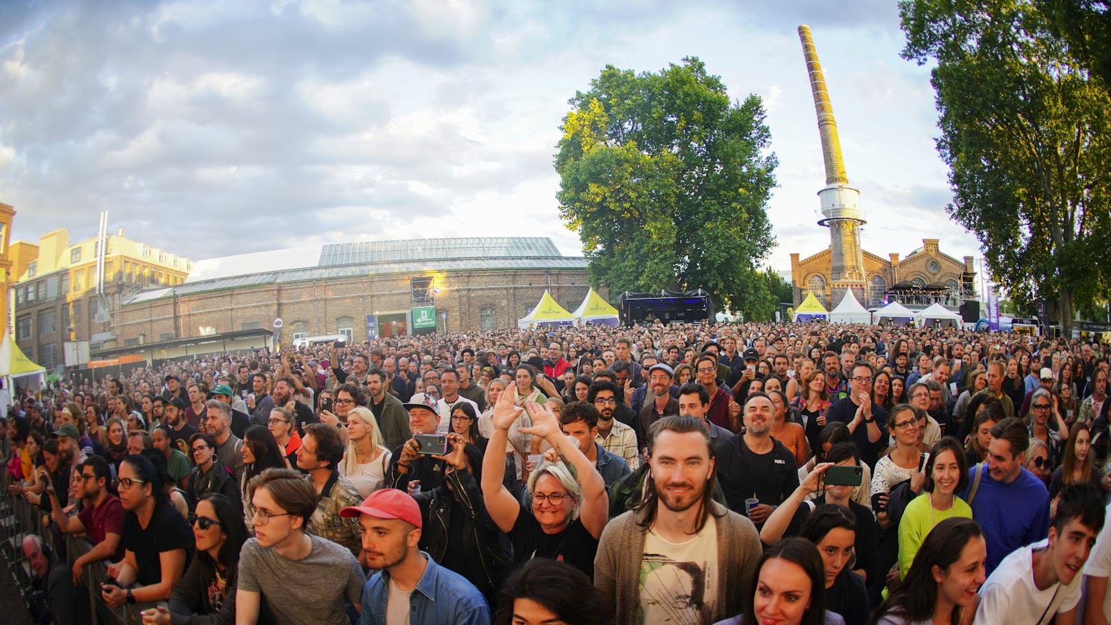 Metastadt – Events haben jetzt um 22 Uhr Sperrstunde